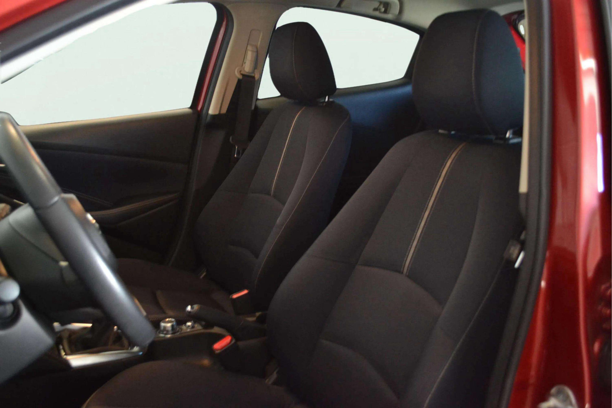 Mazda Mazda2 e-Skyactiv G 1.5 Zenith - foto 13