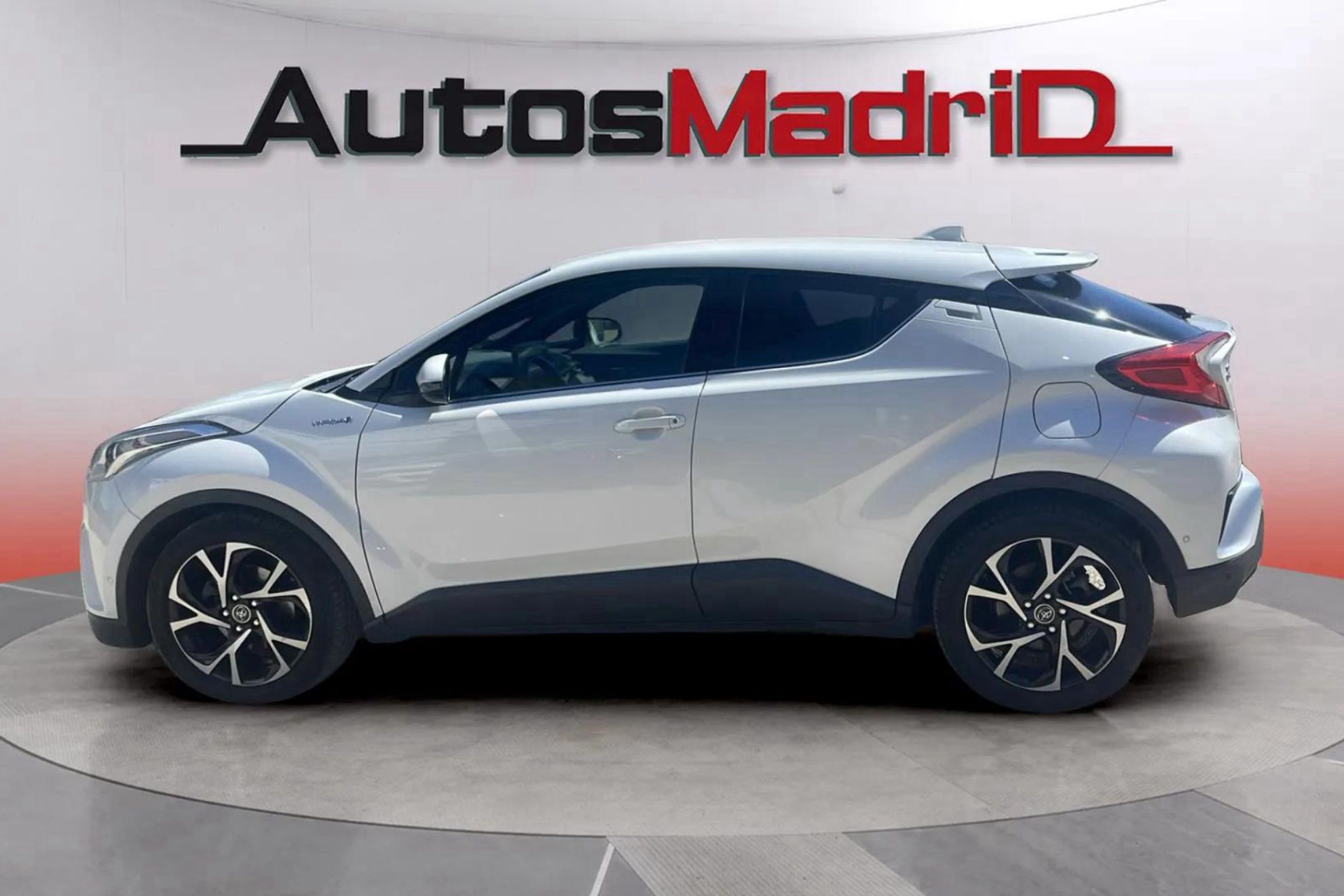 Toyota C-HR 1.8 125H Advance - foto 4