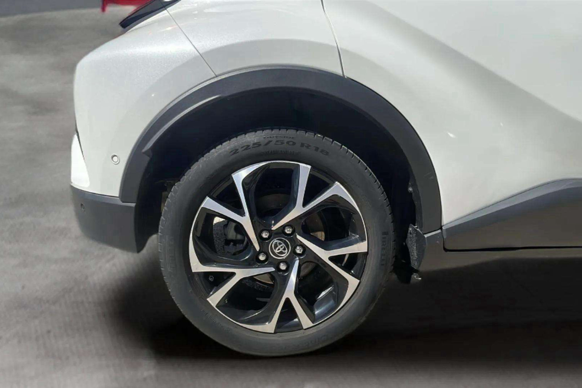 Toyota C-HR 1.8 125H Advance - foto 10