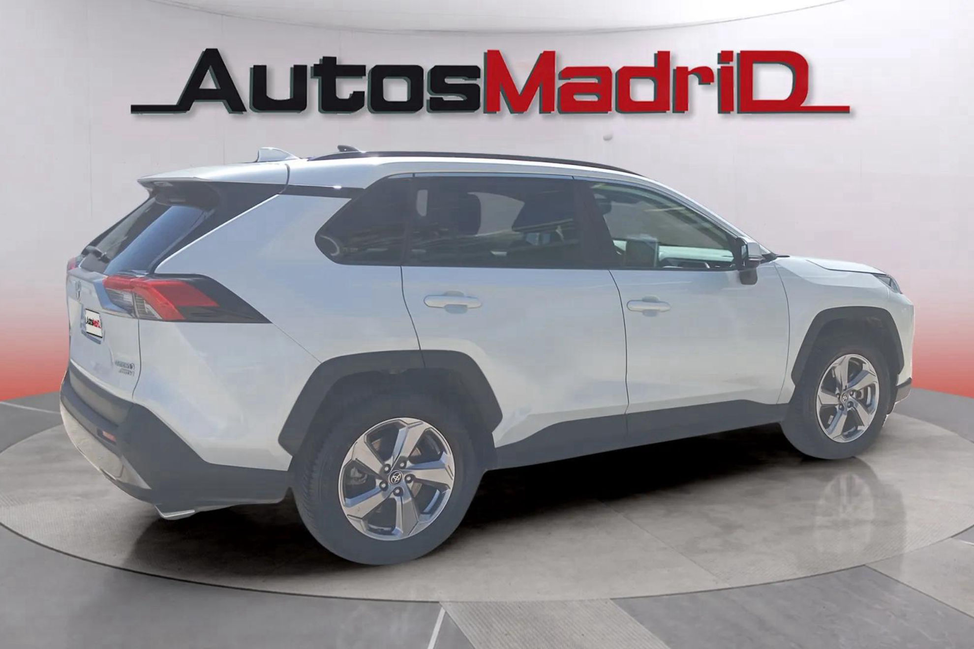 Toyota RAV4 2.5l 220H Advance 4WD - foto 7