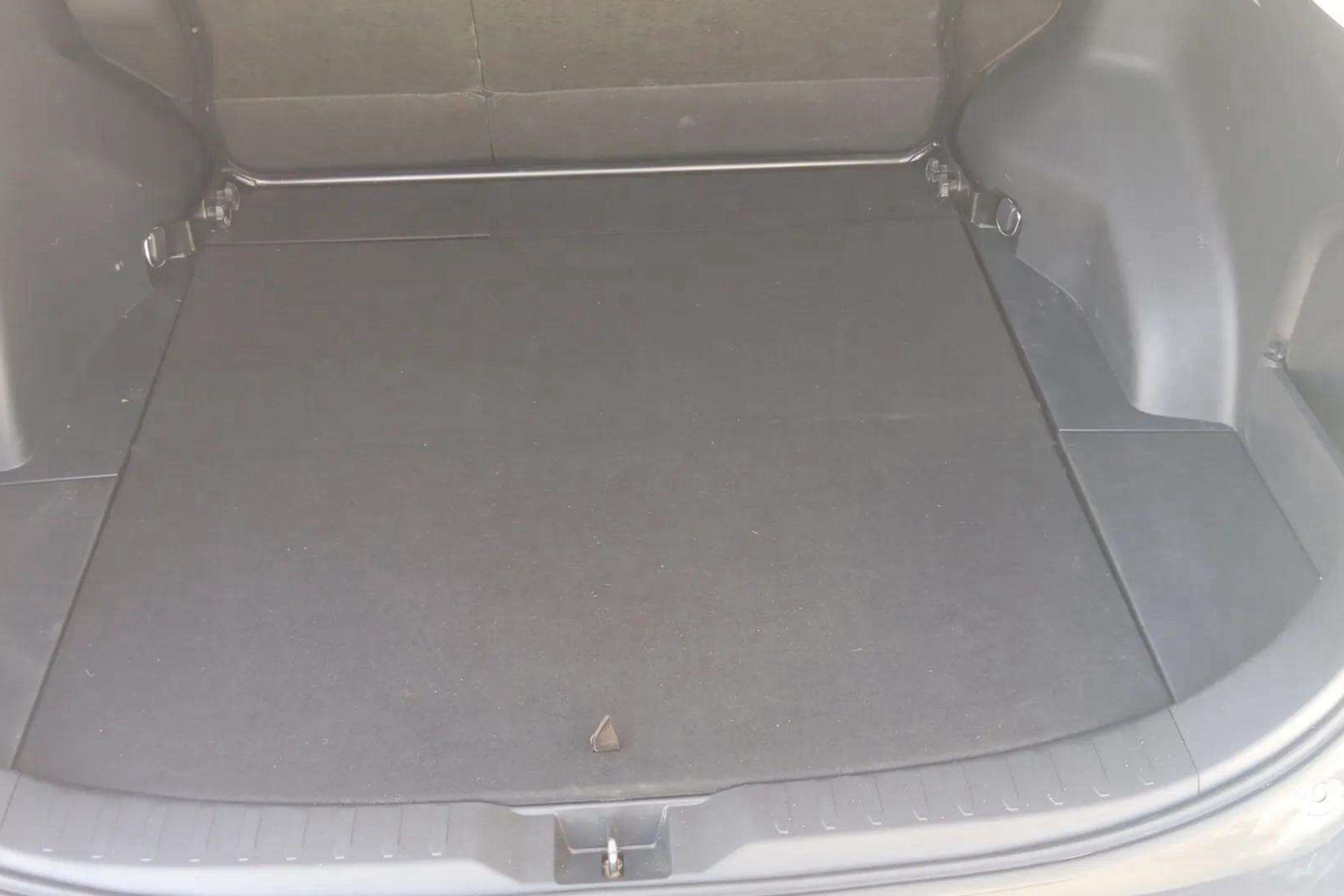 Toyota RAV4 2.5l 220H Advance 4WD - foto 10