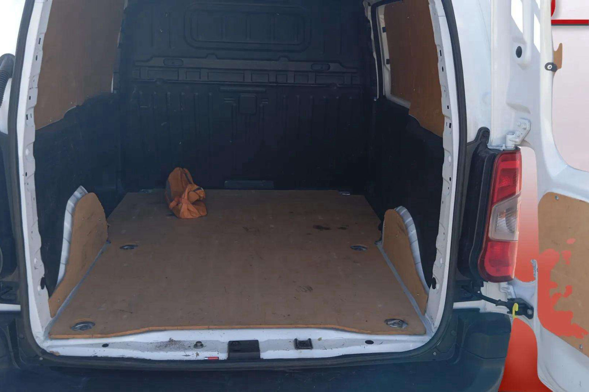 Opel Combo 1.5TD Express XL H1 1000kg - foto 9