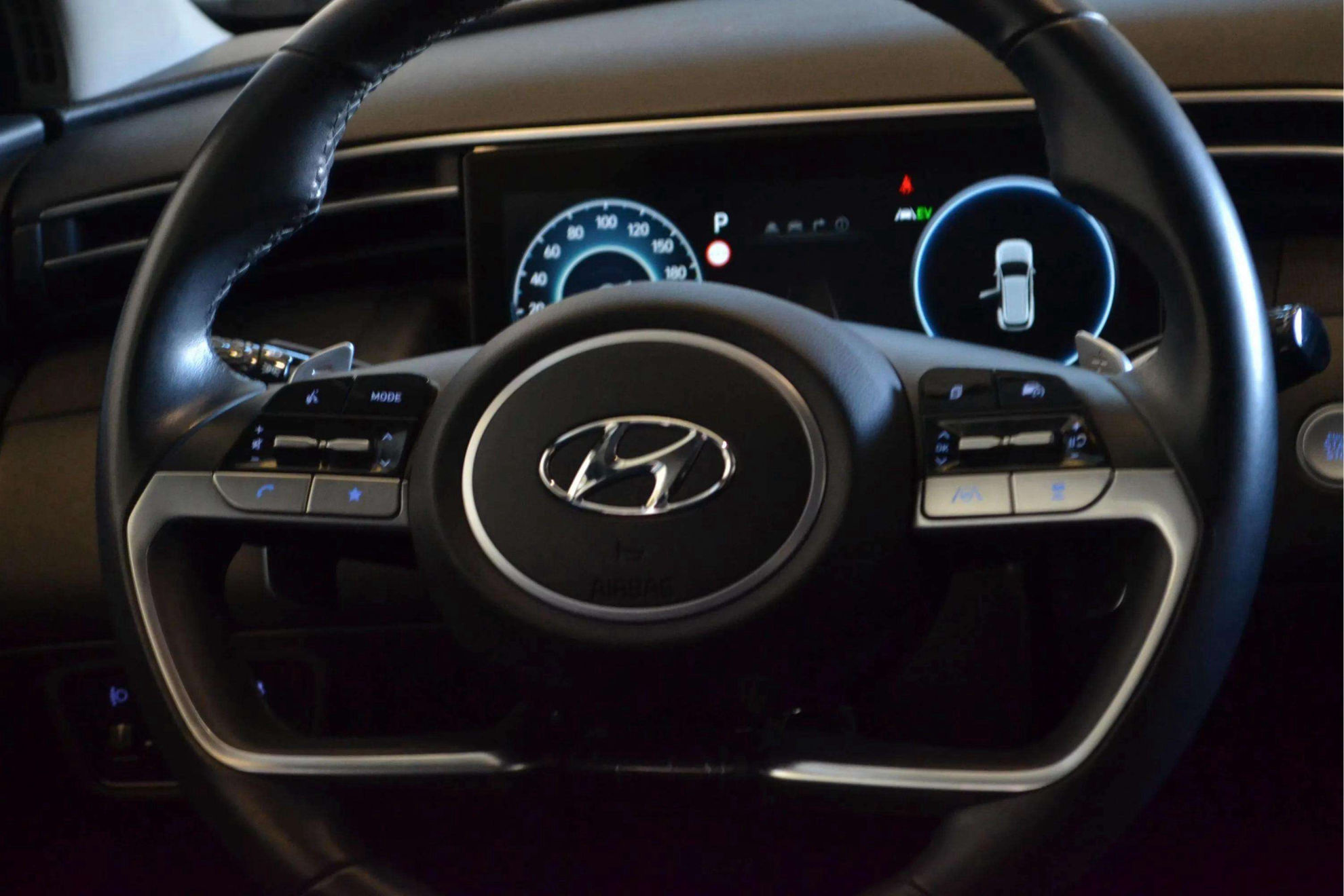Hyundai Tucson 1.6 T-GDi HEV Tecno 2C - foto 18