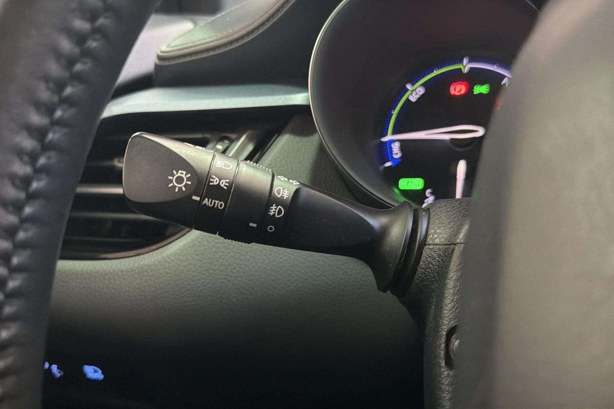 Toyota C-HR 1.8 125H Advance - foto 17