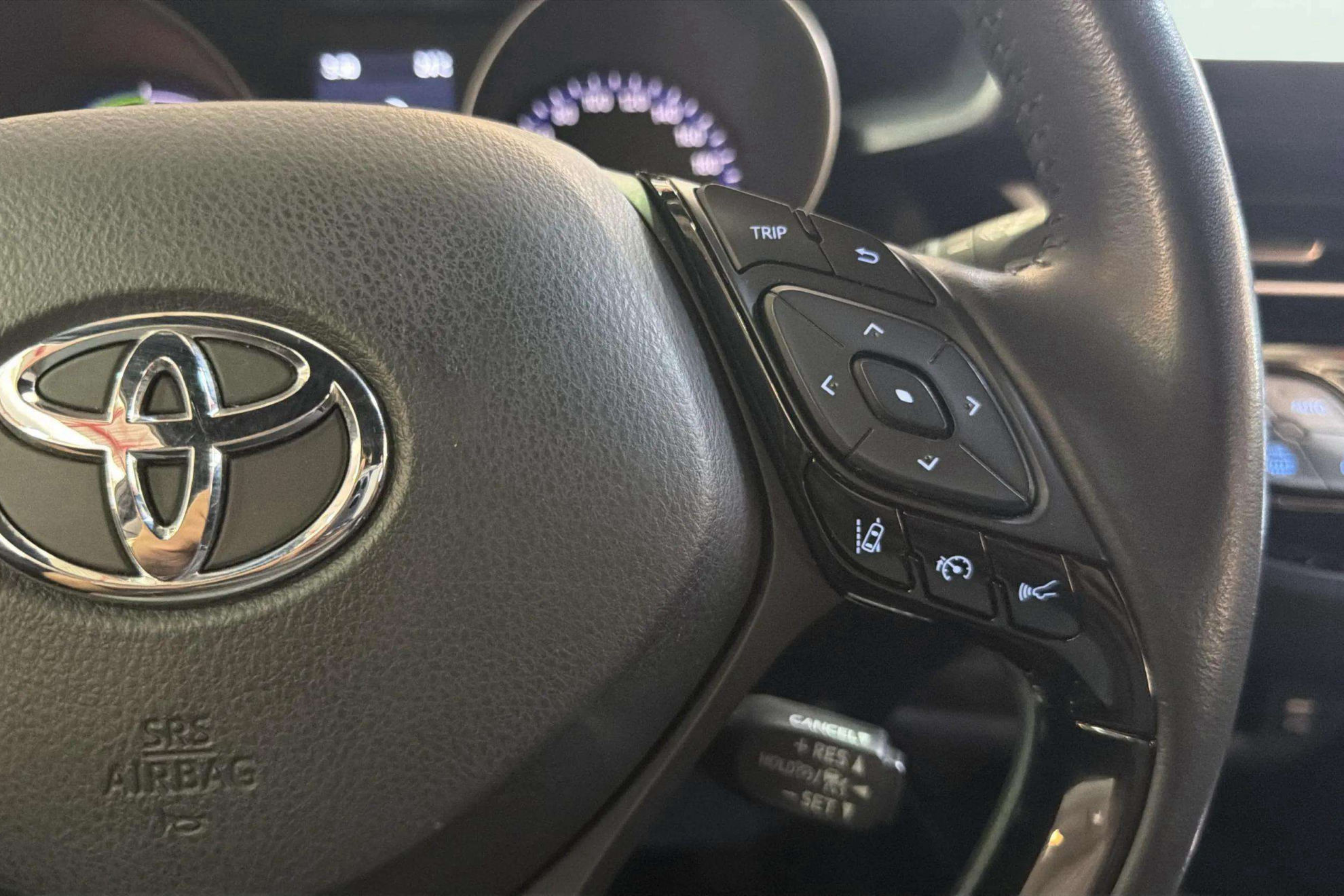 Toyota C-HR 1.8 125H Advance - foto 21