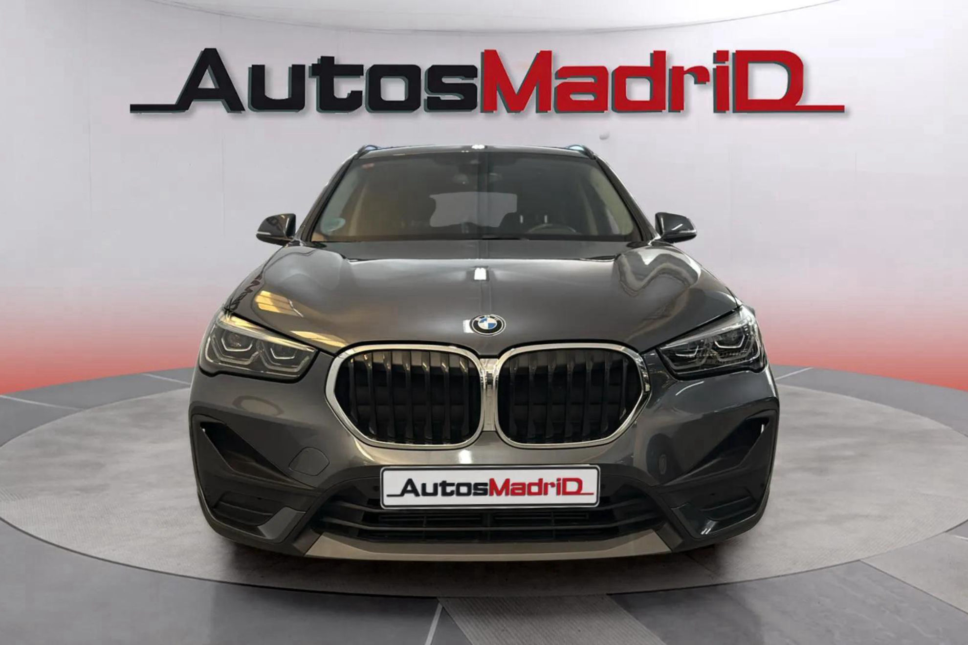 BMW X1 sDrive18i - foto 2