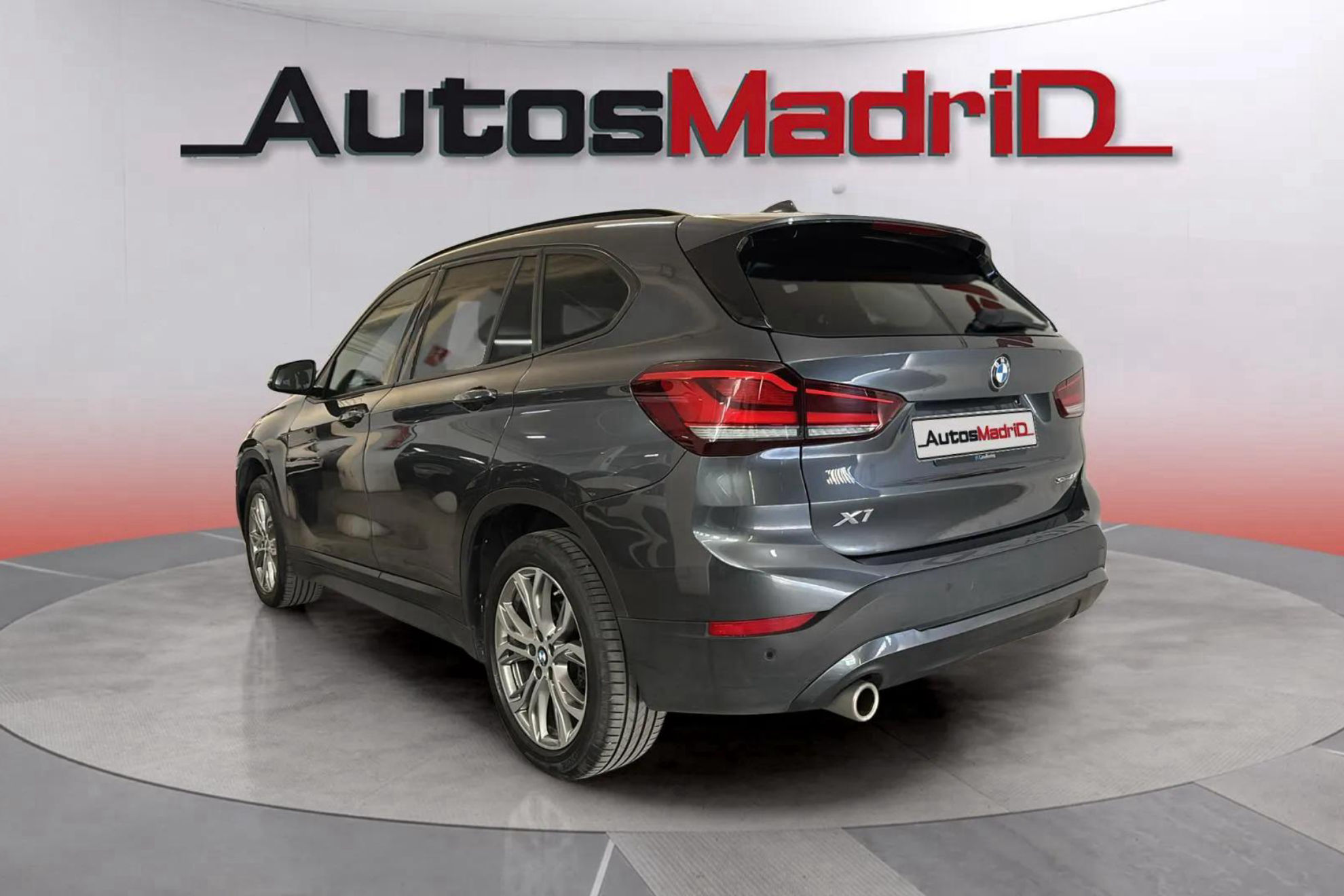 BMW X1 sDrive18i - foto 4