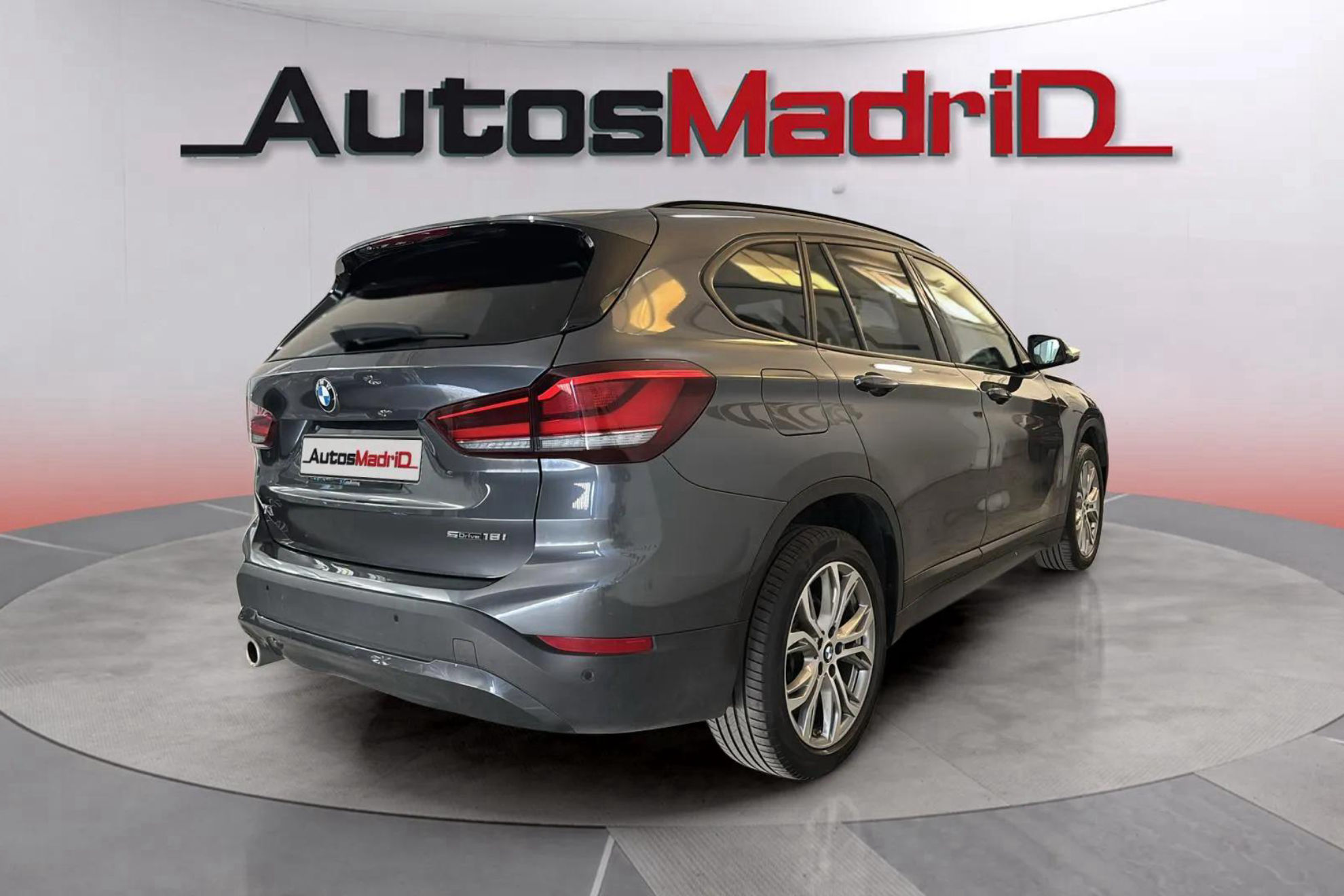 BMW X1 sDrive18i - foto 6