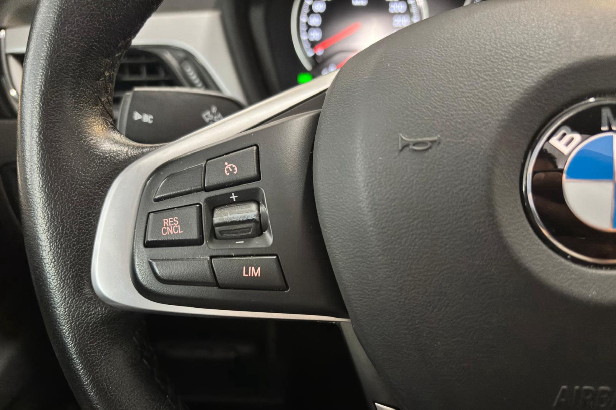 BMW X1 sDrive18i - foto 19
