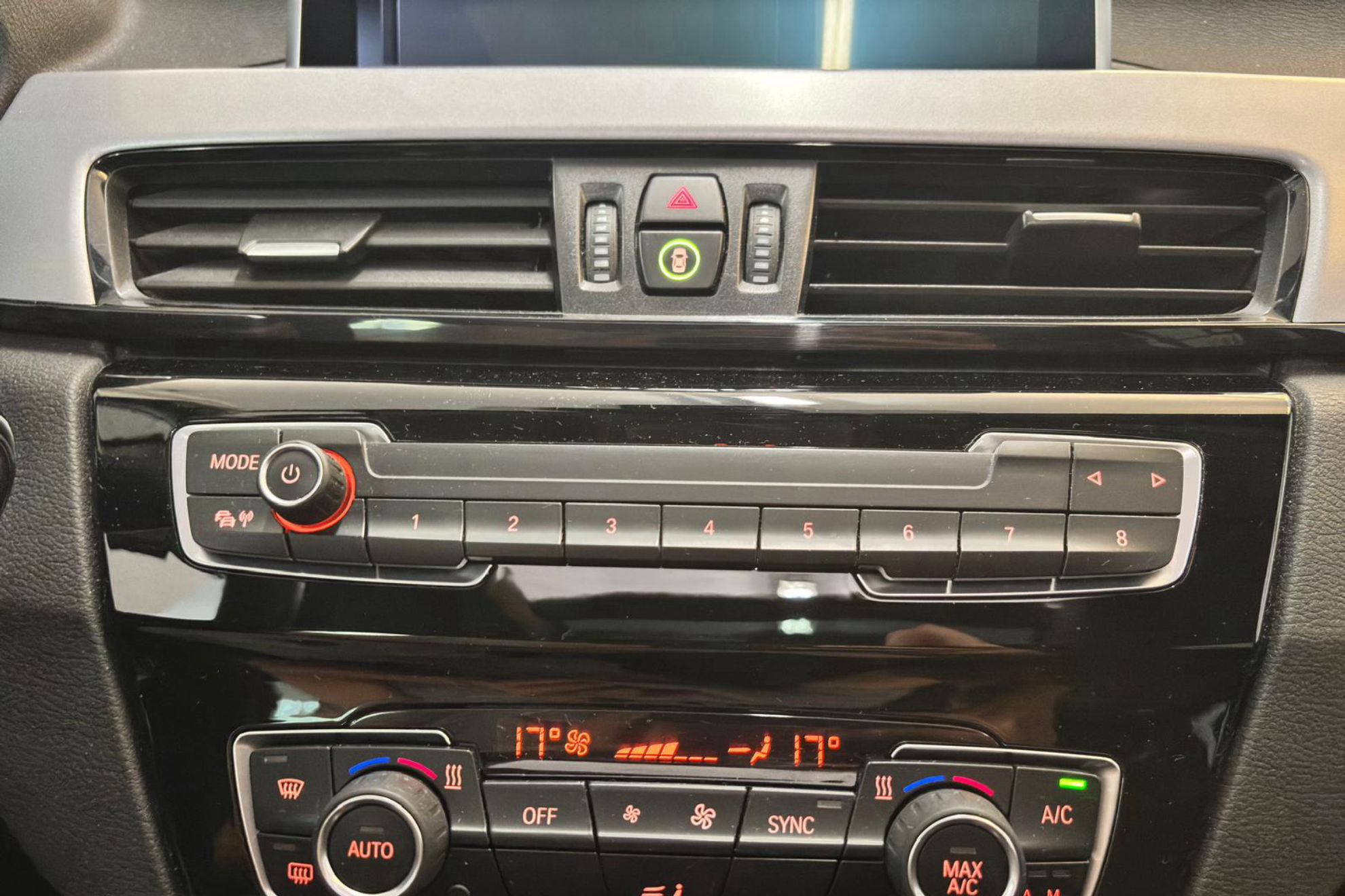 BMW X1 sDrive18i - foto 29