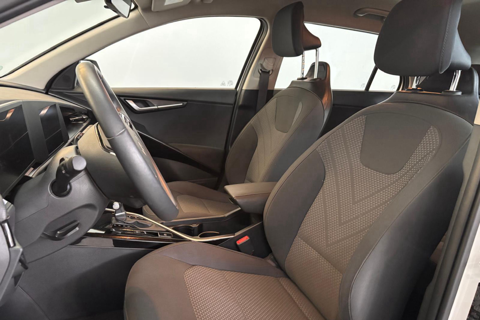 Kia Niro 1.6 GDi HEV Concept - foto 10