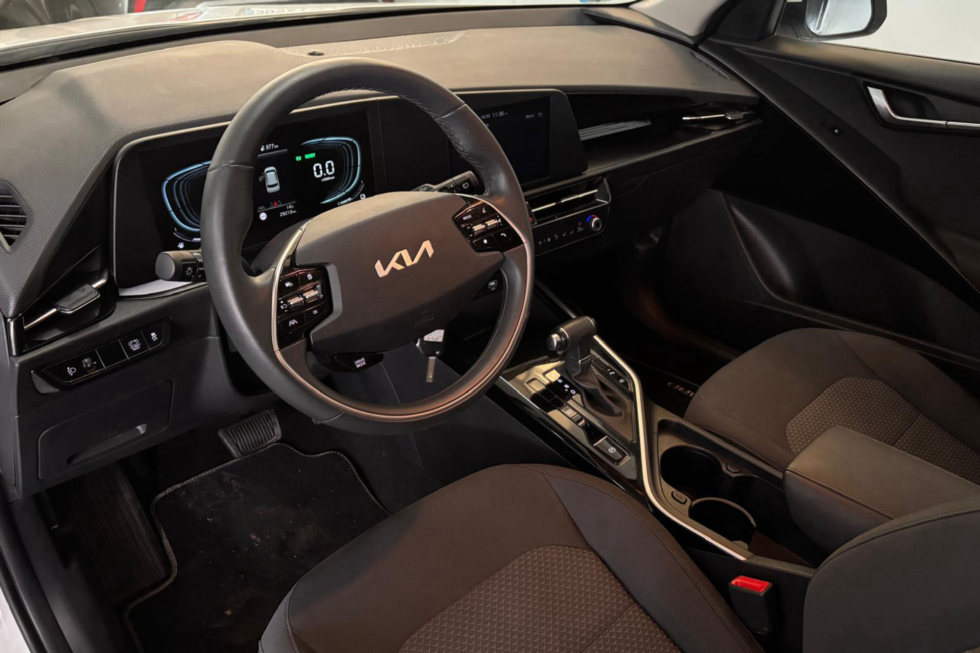 Kia Niro 1.6 GDi HEV Concept - foto 11