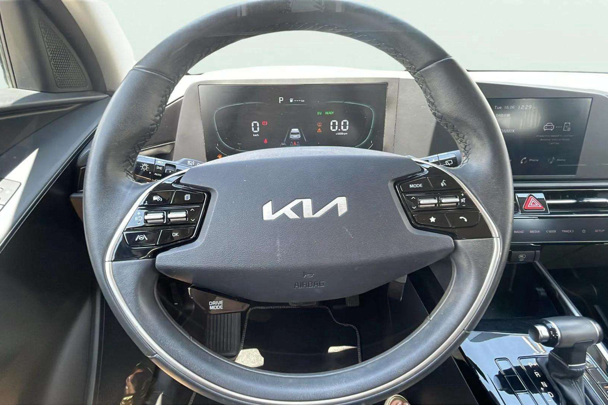 Kia Niro 1.6 GDi HEV Concept - foto 16