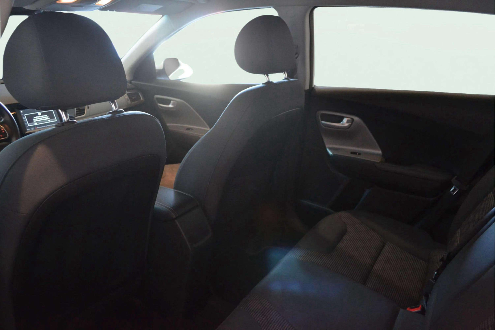 Kia Niro 1.6 GDi HEV Concept - foto 11