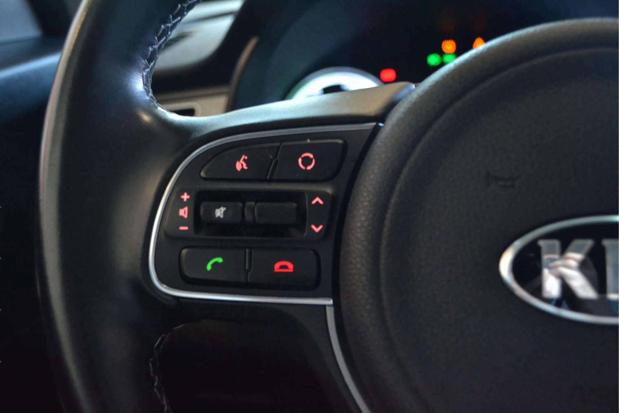 Kia Niro 1.6 GDi HEV Concept - foto 18