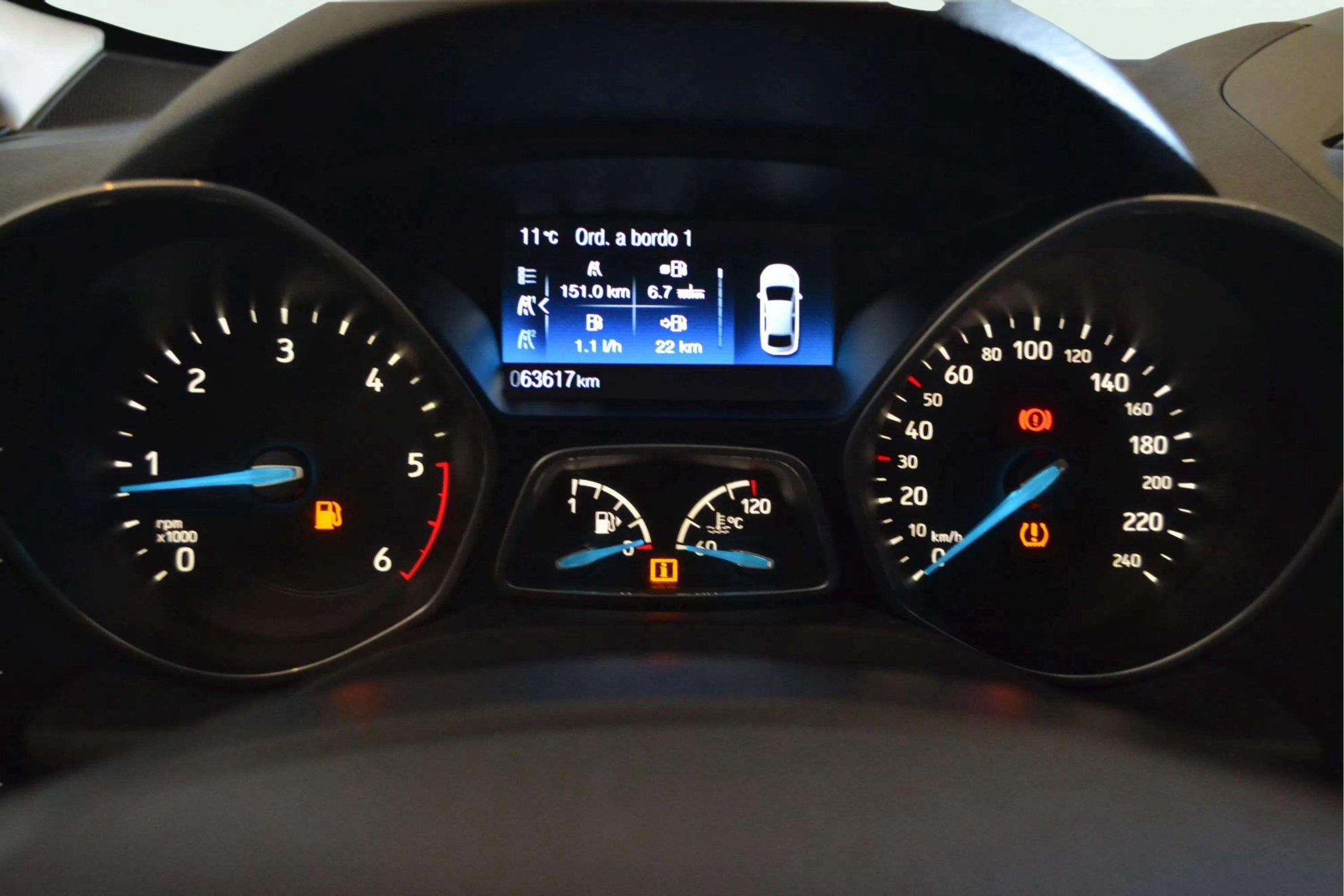 Ford C-Max 1.5 TDCi Trend+ - foto 21