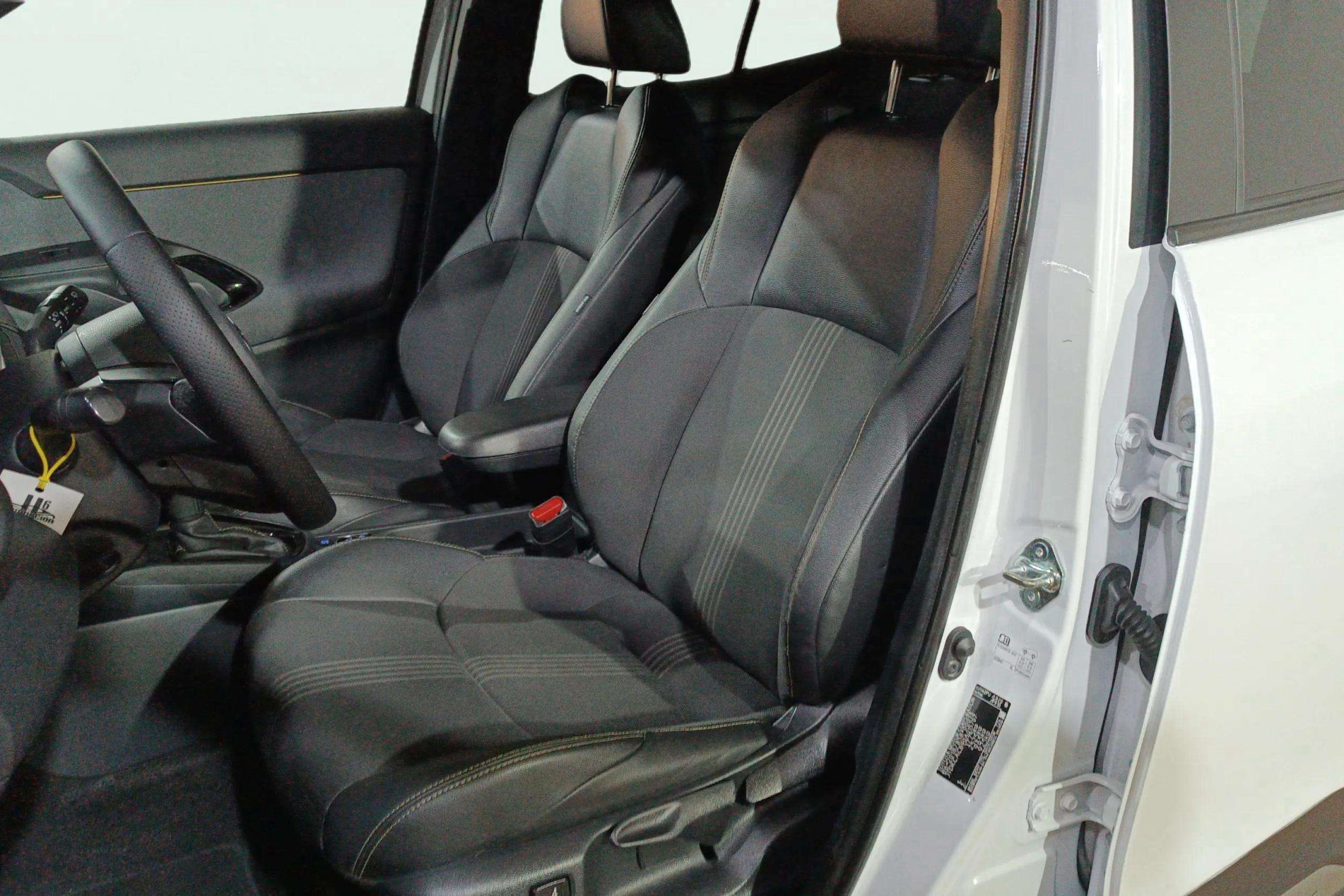 Toyota Yaris Cross 1.5 120H Adventure - foto 14