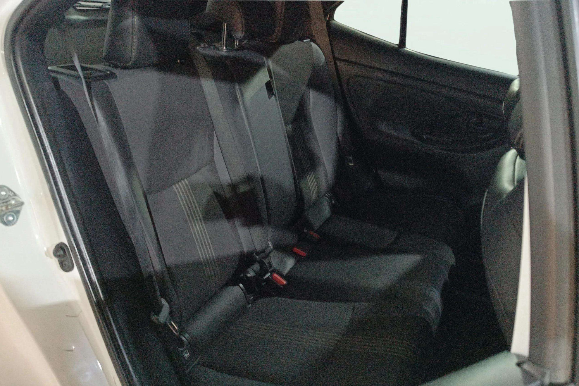 Toyota Yaris Cross 1.5 120H Adventure - foto 15