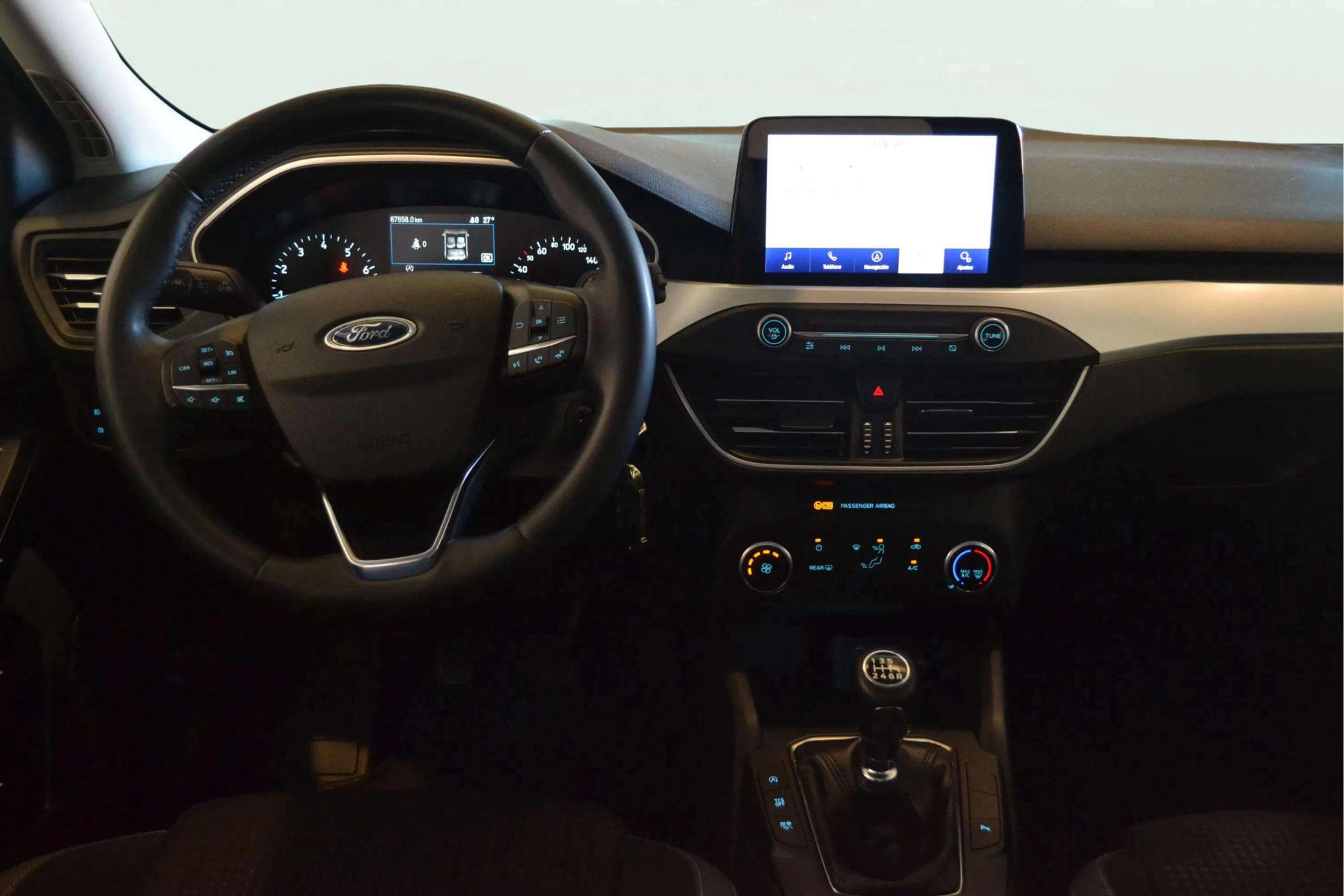 Ford Focus 1.0 EcoBoost MHEV Trend+ - foto 15