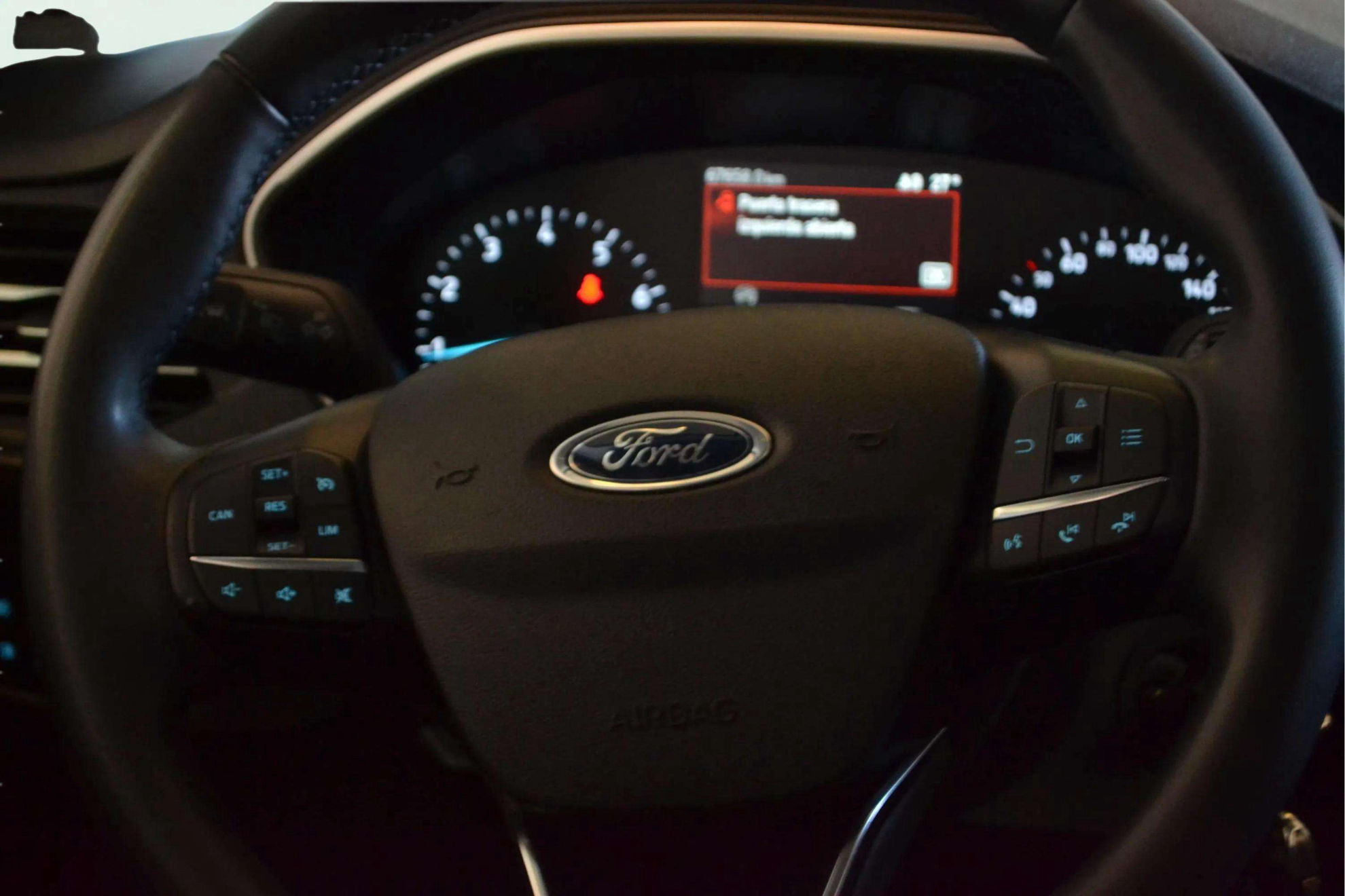 Ford Focus 1.0 EcoBoost MHEV Trend+ - foto 16