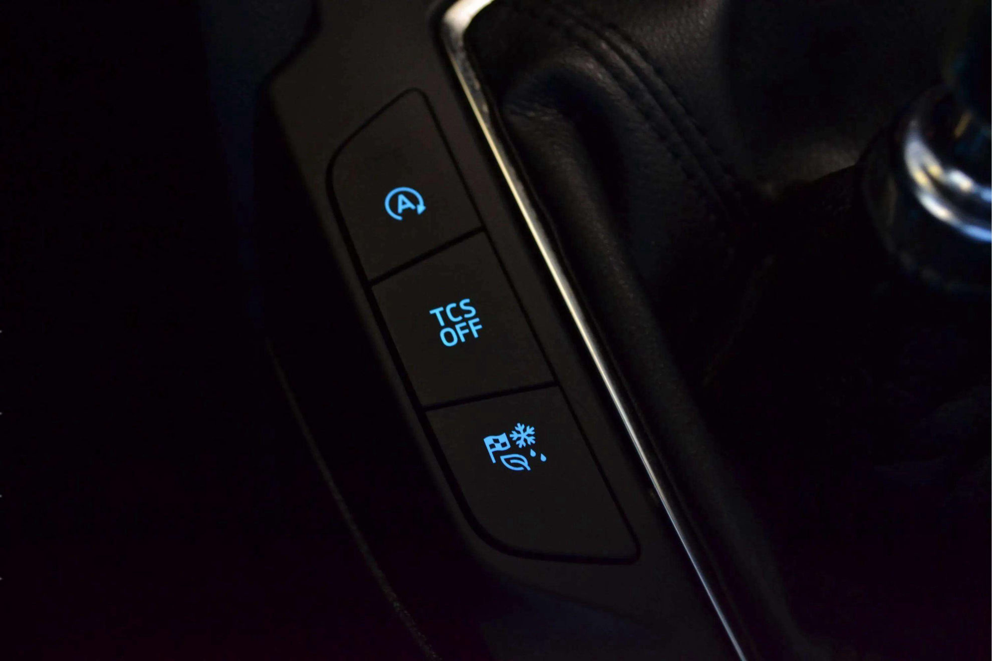 Ford Focus 1.0 EcoBoost MHEV Trend+ - foto 24