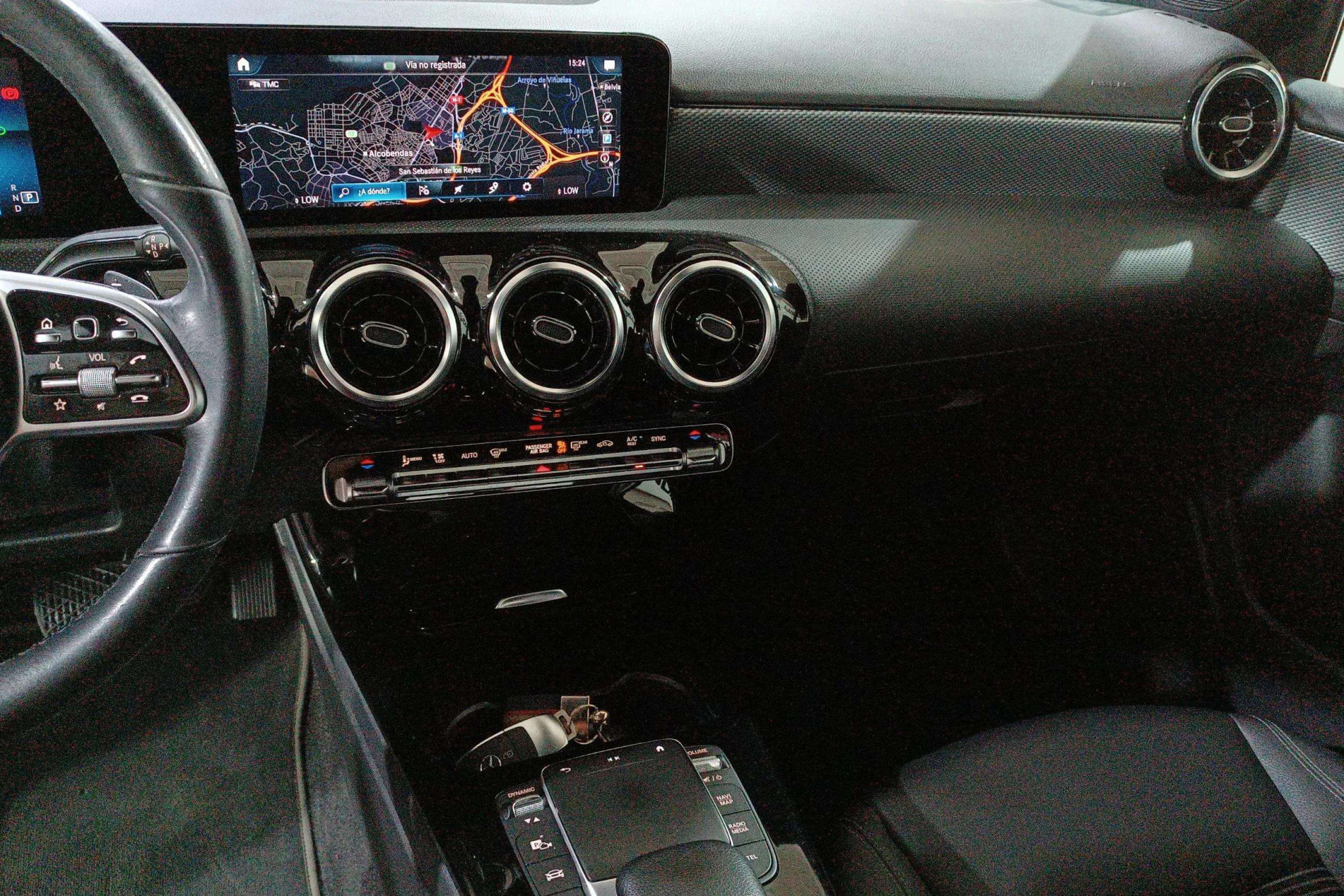Mercedes-Benz Clase A A 180 d - foto 11