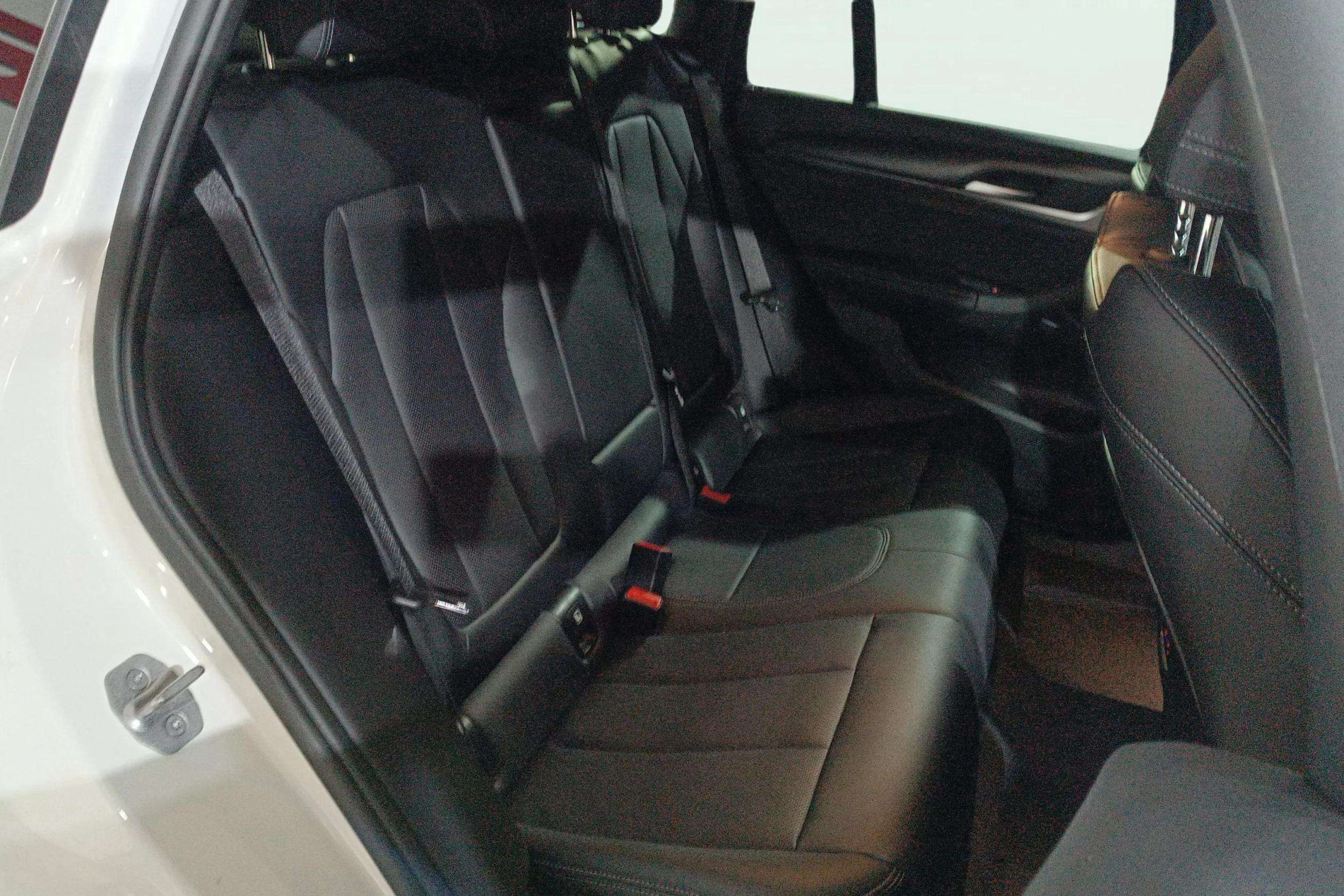 BMW X4 xDrive20d xLine - foto 15