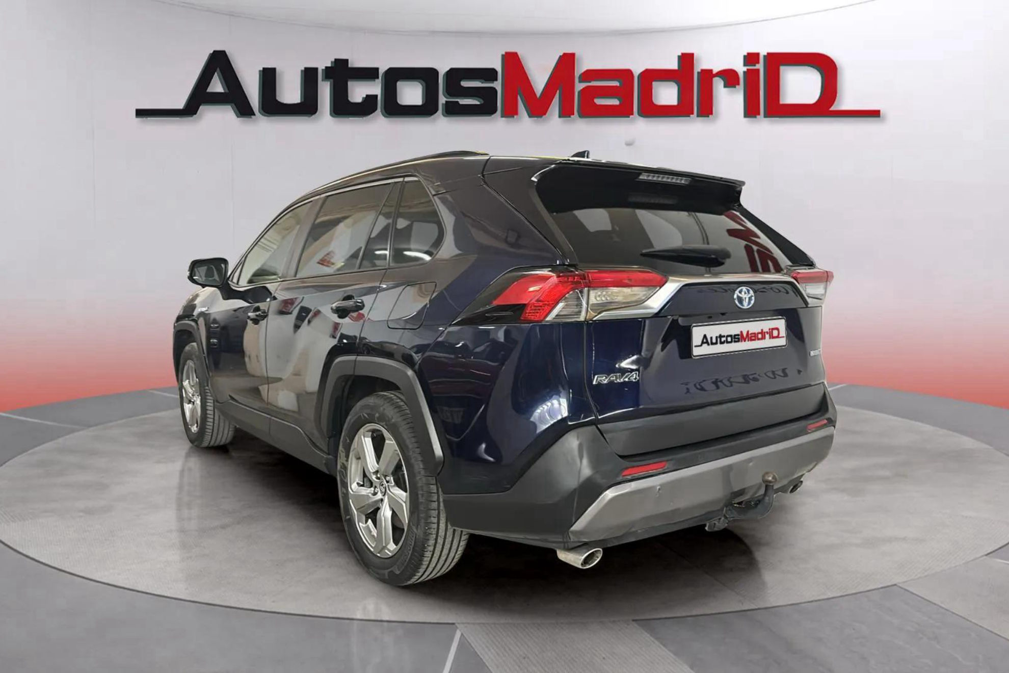 Toyota RAV4 2.5l 220H Advance Plus 4WD - foto 5