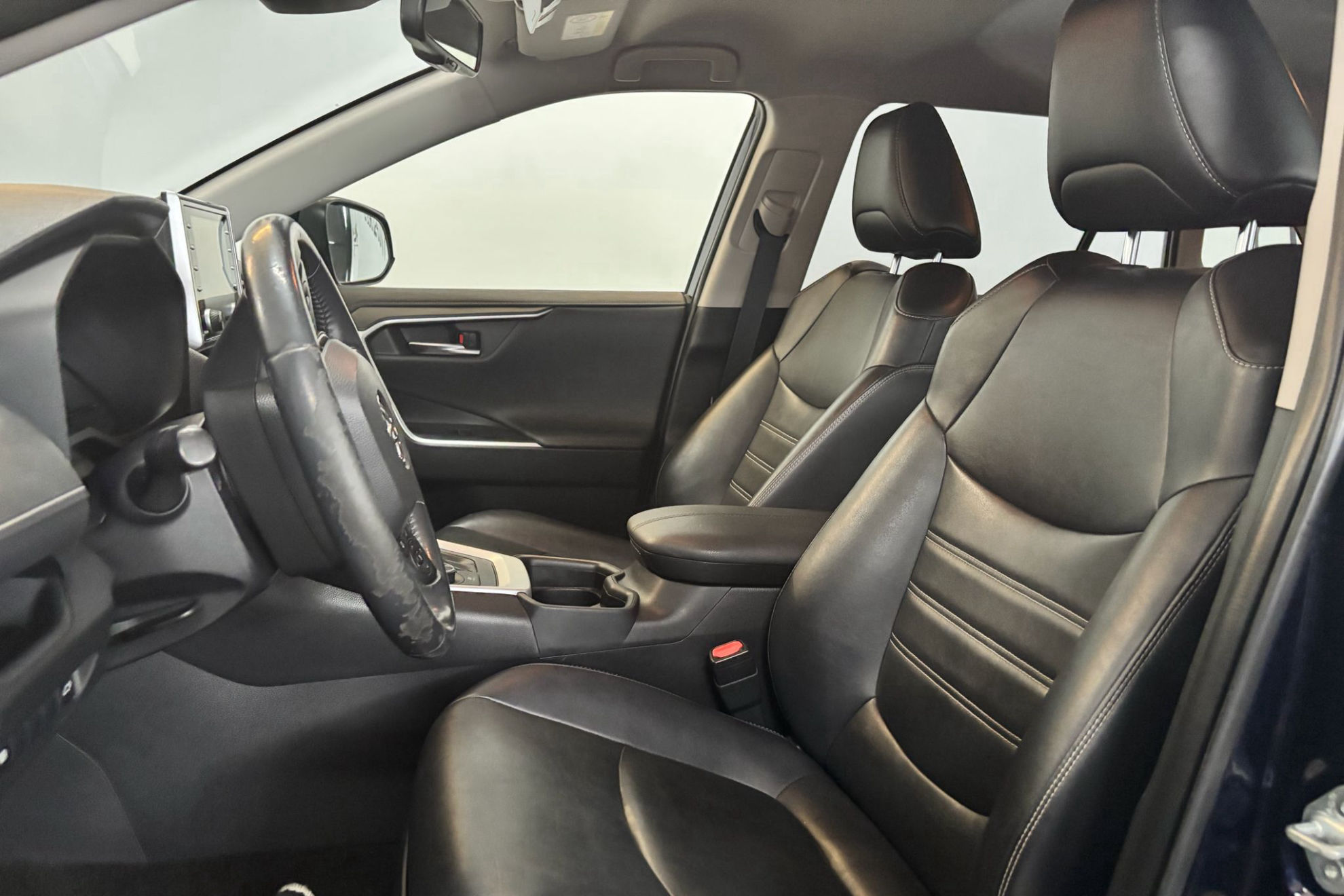 Toyota RAV4 2.5l 220H Advance Plus 4WD - foto 11