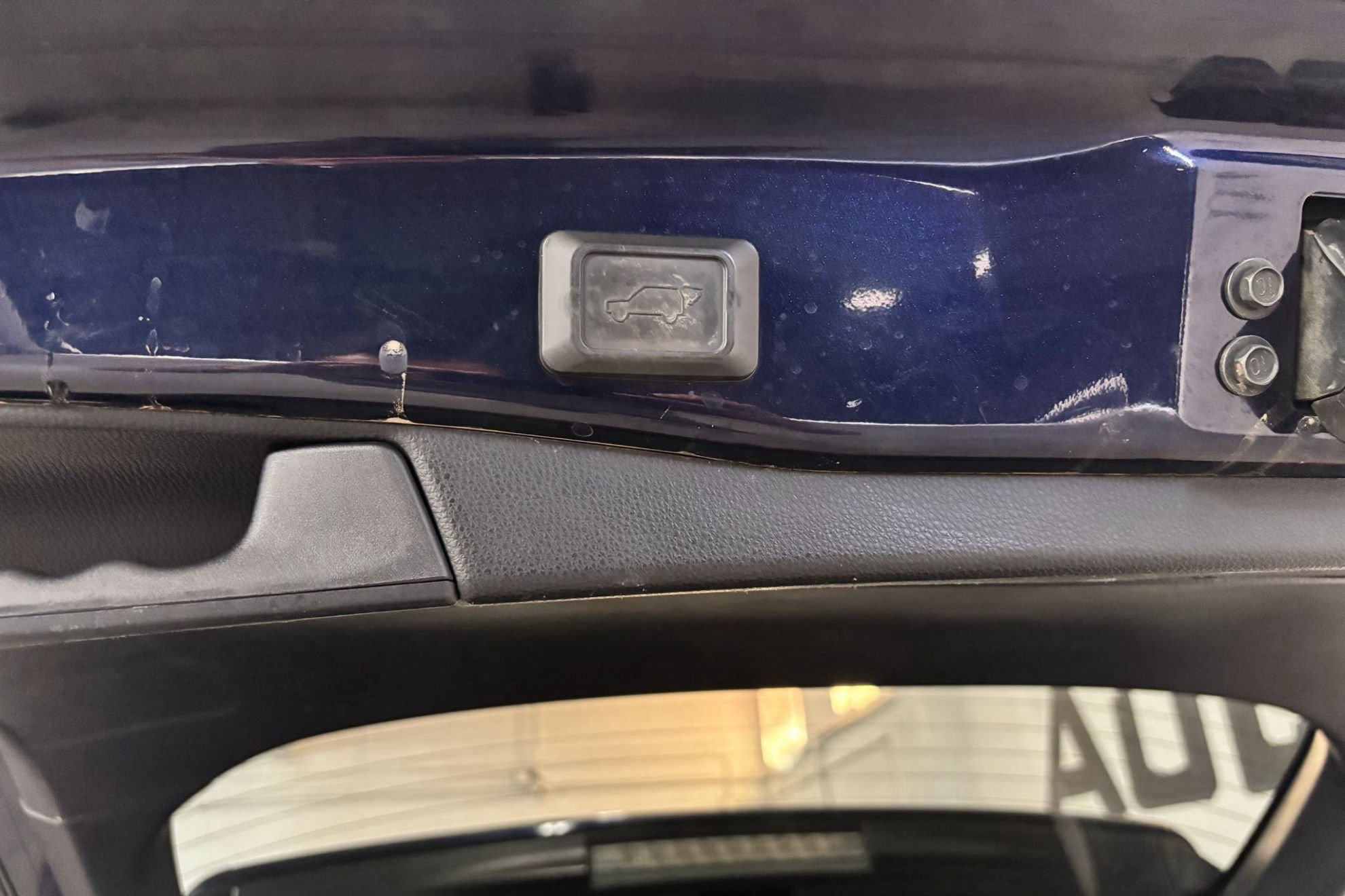 Toyota RAV4 2.5l 220H Advance Plus 4WD - foto 10