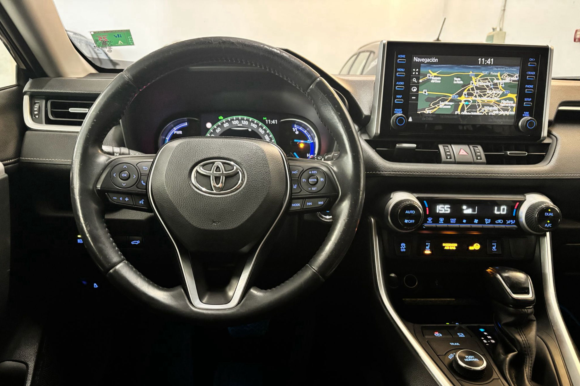 Toyota RAV4 2.5l 220H Advance Plus 4WD - foto 17