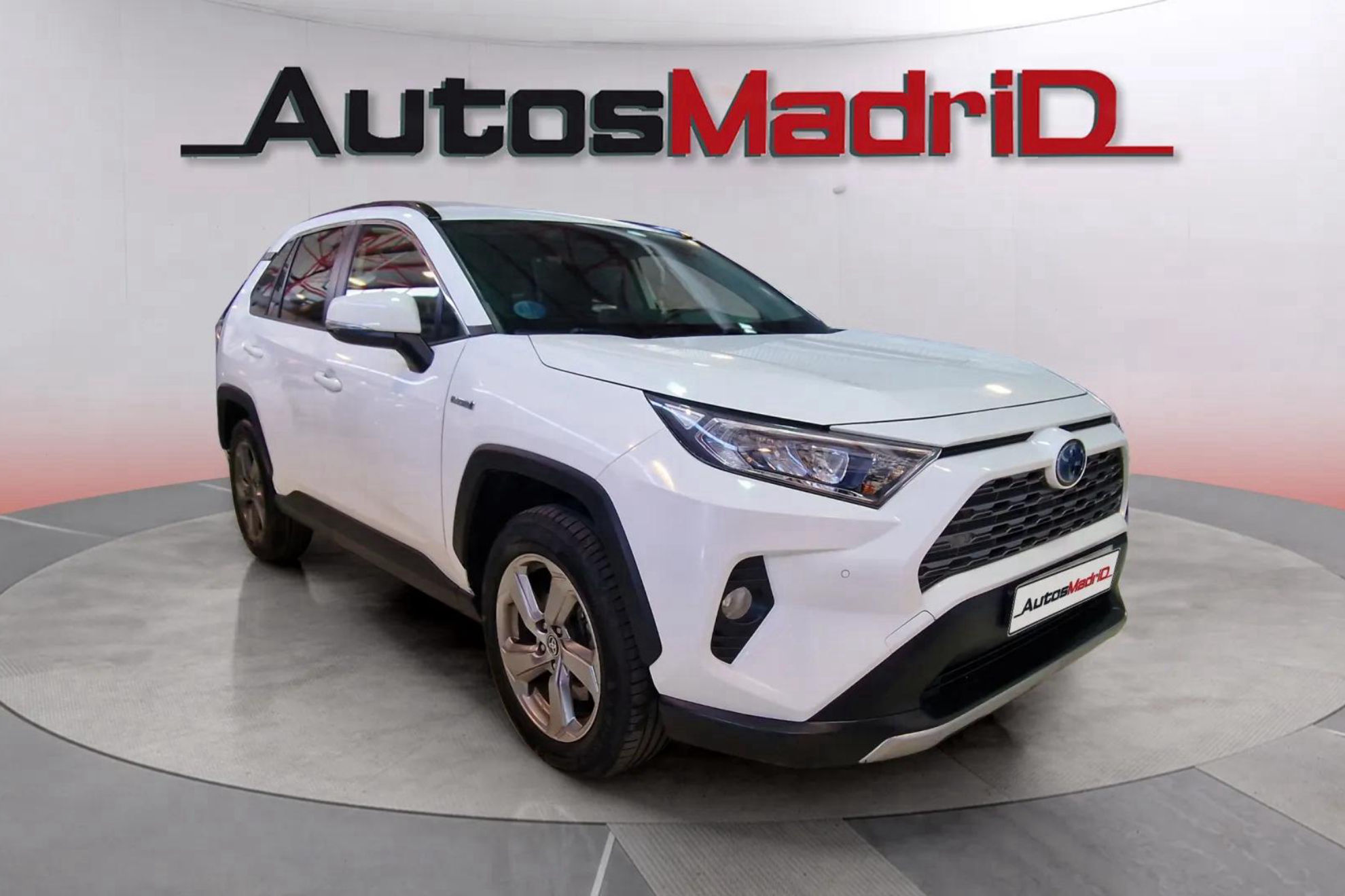 Toyota RAV4 2.5l 220H Advance 4WD