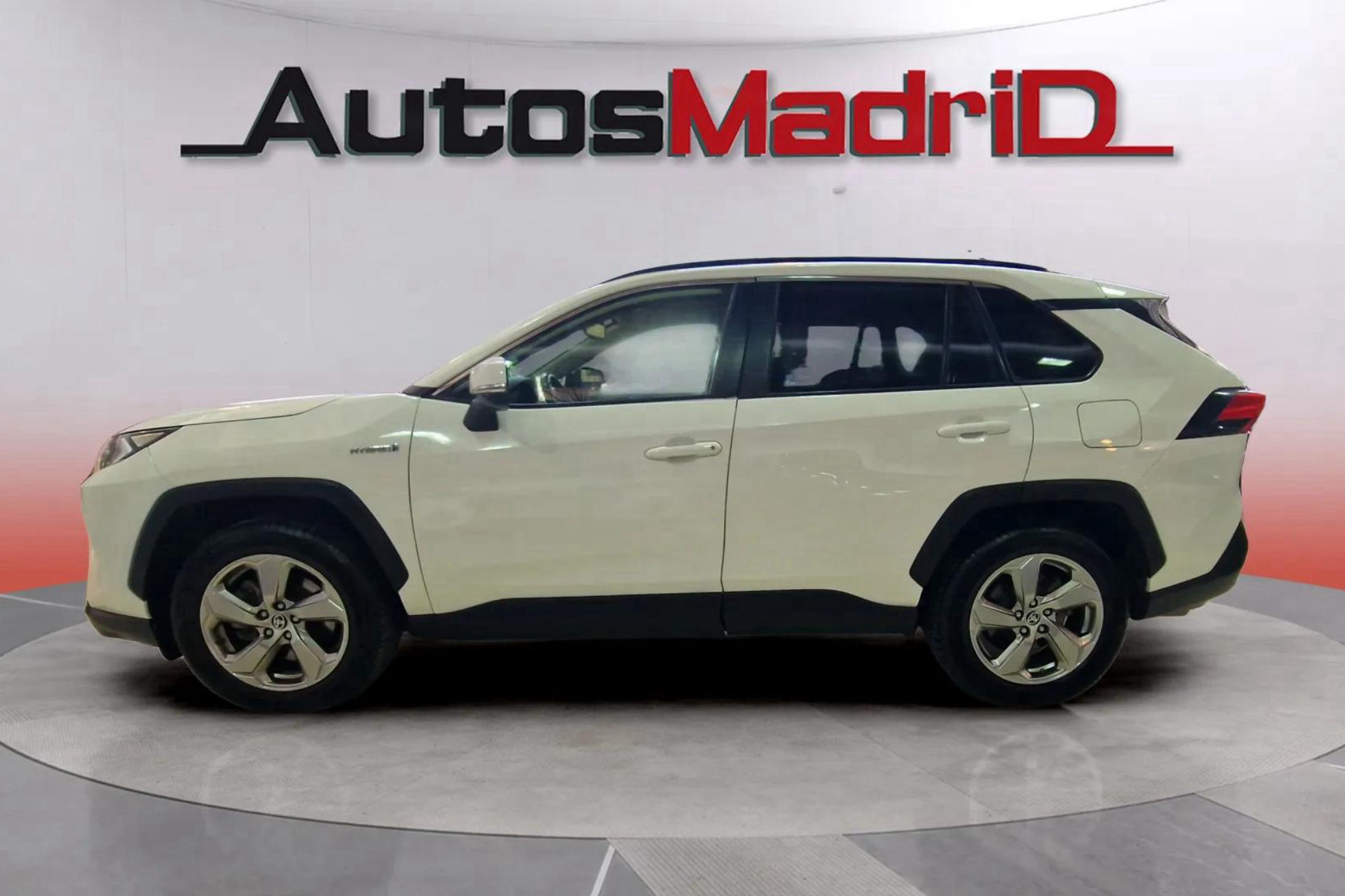 Toyota RAV4 2.5l 220H Advance 4WD - foto 4