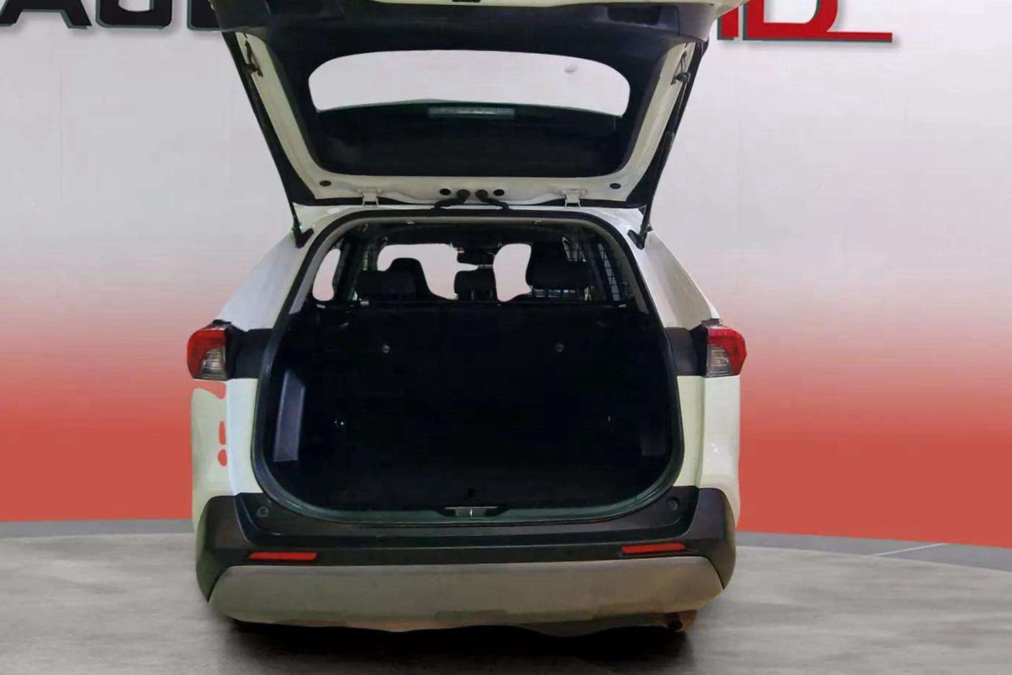 Toyota RAV4 2.5l 220H Advance 4WD - foto 7