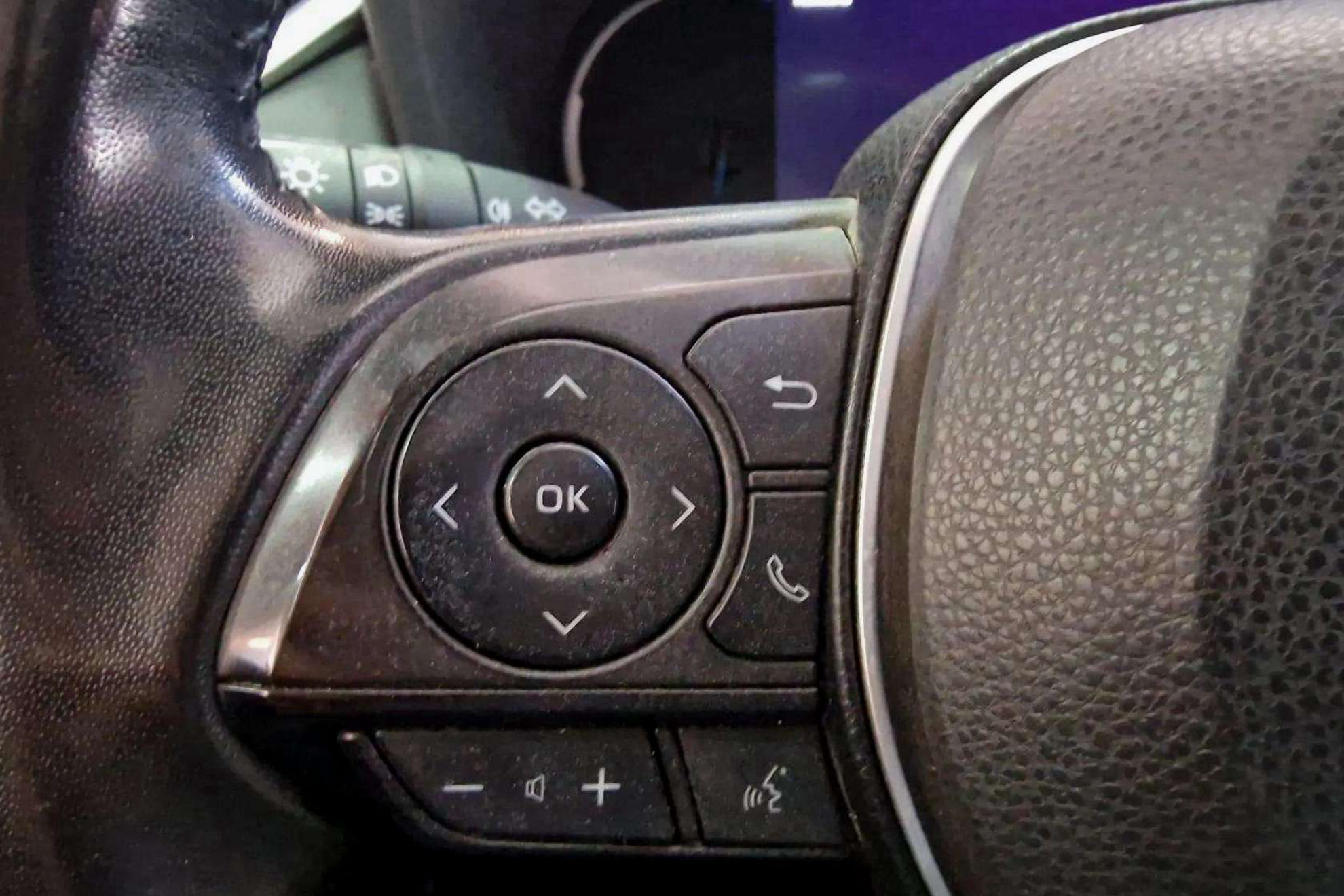 Toyota RAV4 2.5l 220H Advance 4WD - foto 19