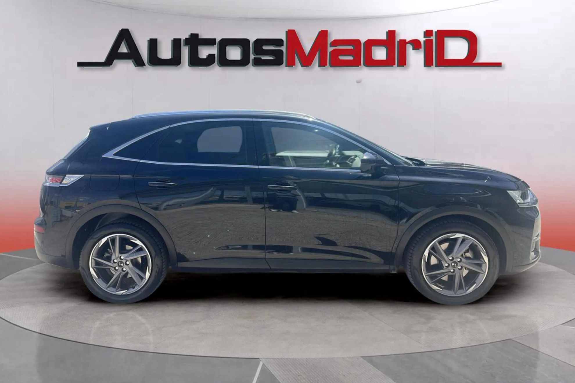 DS DS 7 Crossback 1.6 E-Tense 300 Rivoli 4WD - foto 8