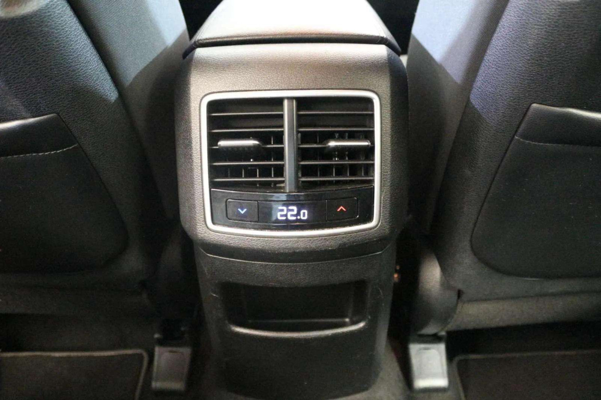 Kia Sportage 1.6 T-GDi HEV Drive 4x2 - foto 10
