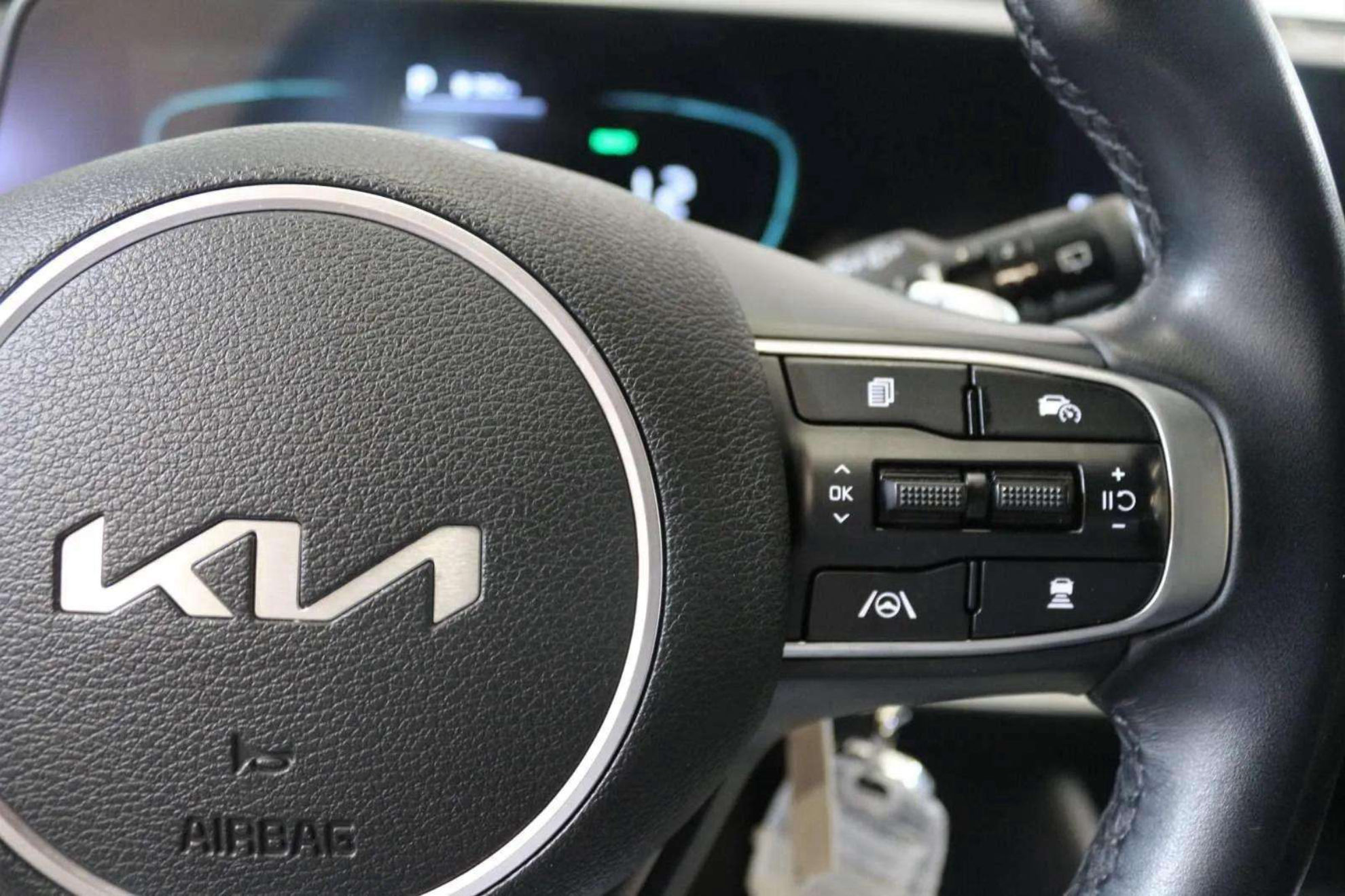 Kia Sportage 1.6 T-GDi HEV Drive 4x2 - foto 12