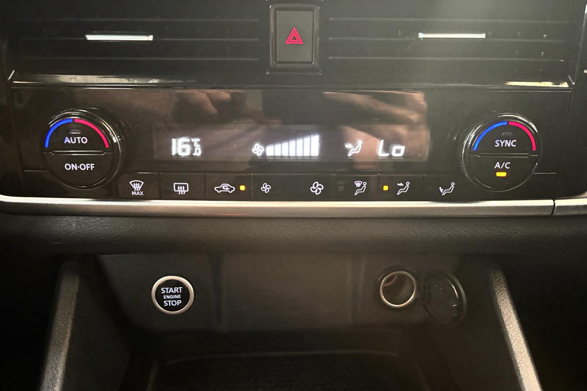 Nissan Qashqai DIG-T mHEV Xtronic Acenta - foto 28