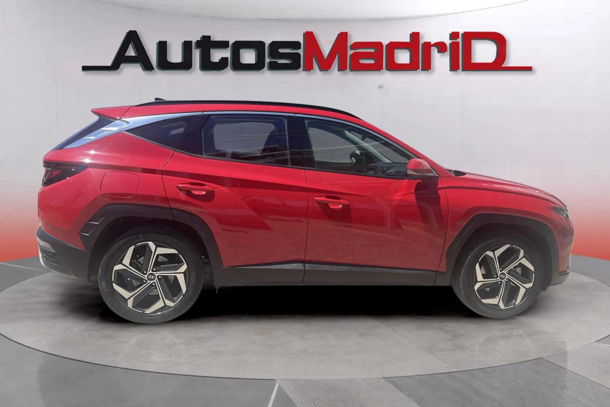 Hyundai Tucson 1.6 T-GDi PHEV Maxx Safe 4x4 - foto 8