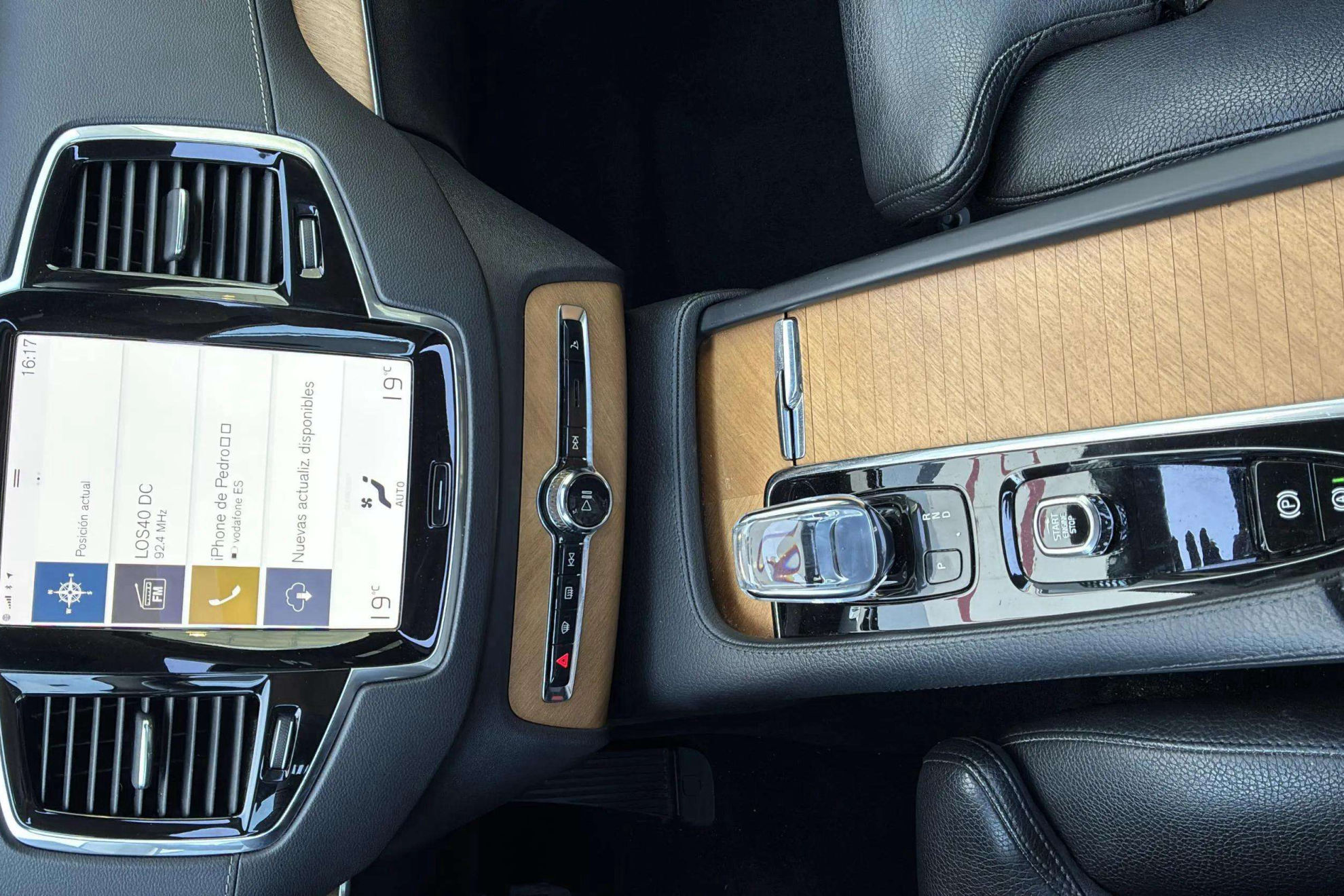 Volvo XC90 2.0 B5 D AWD Inscription HEV - foto 27