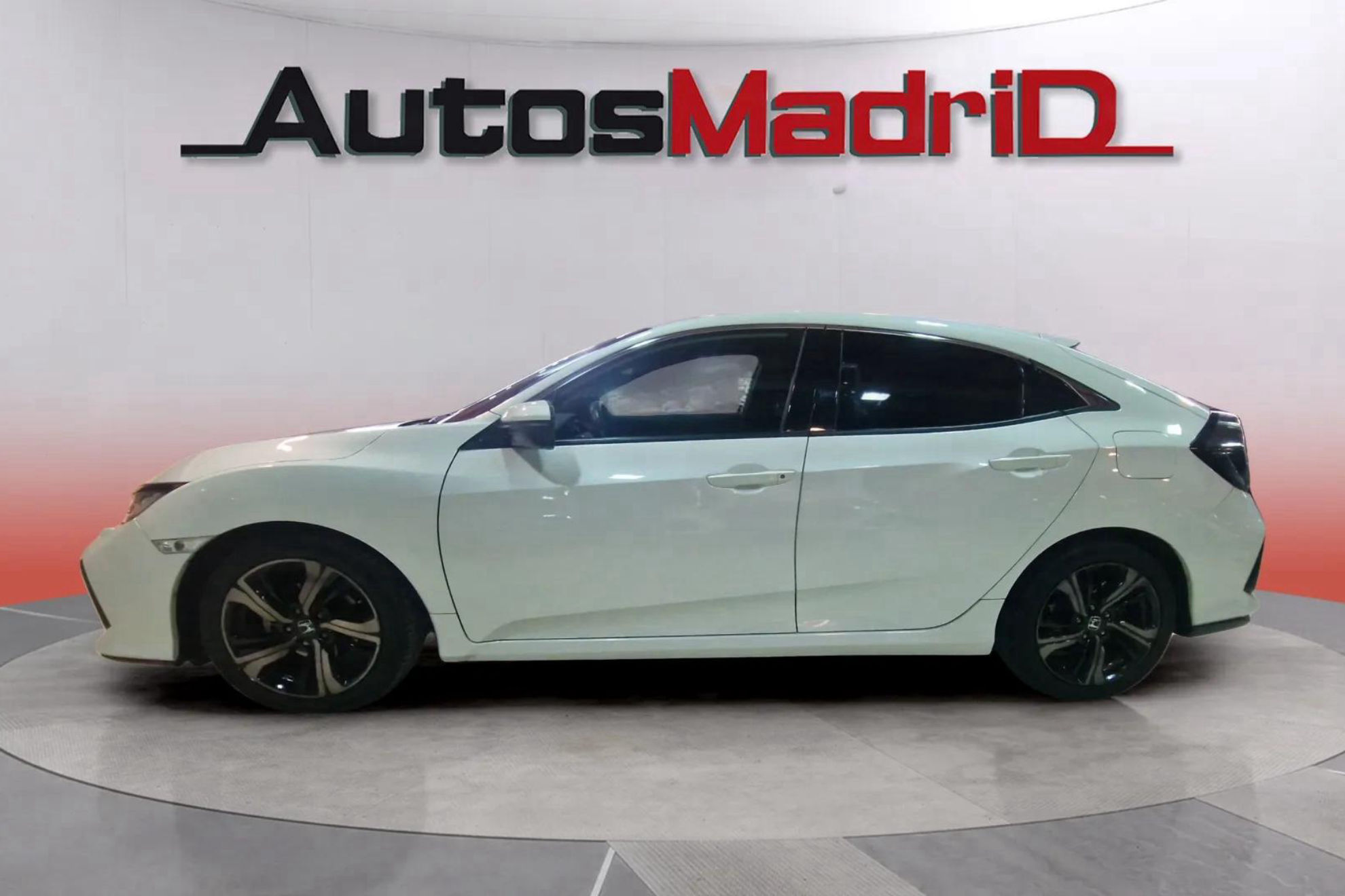 Honda Civic 1.0 I-VTEC Turbo CVT Comfort - foto 4