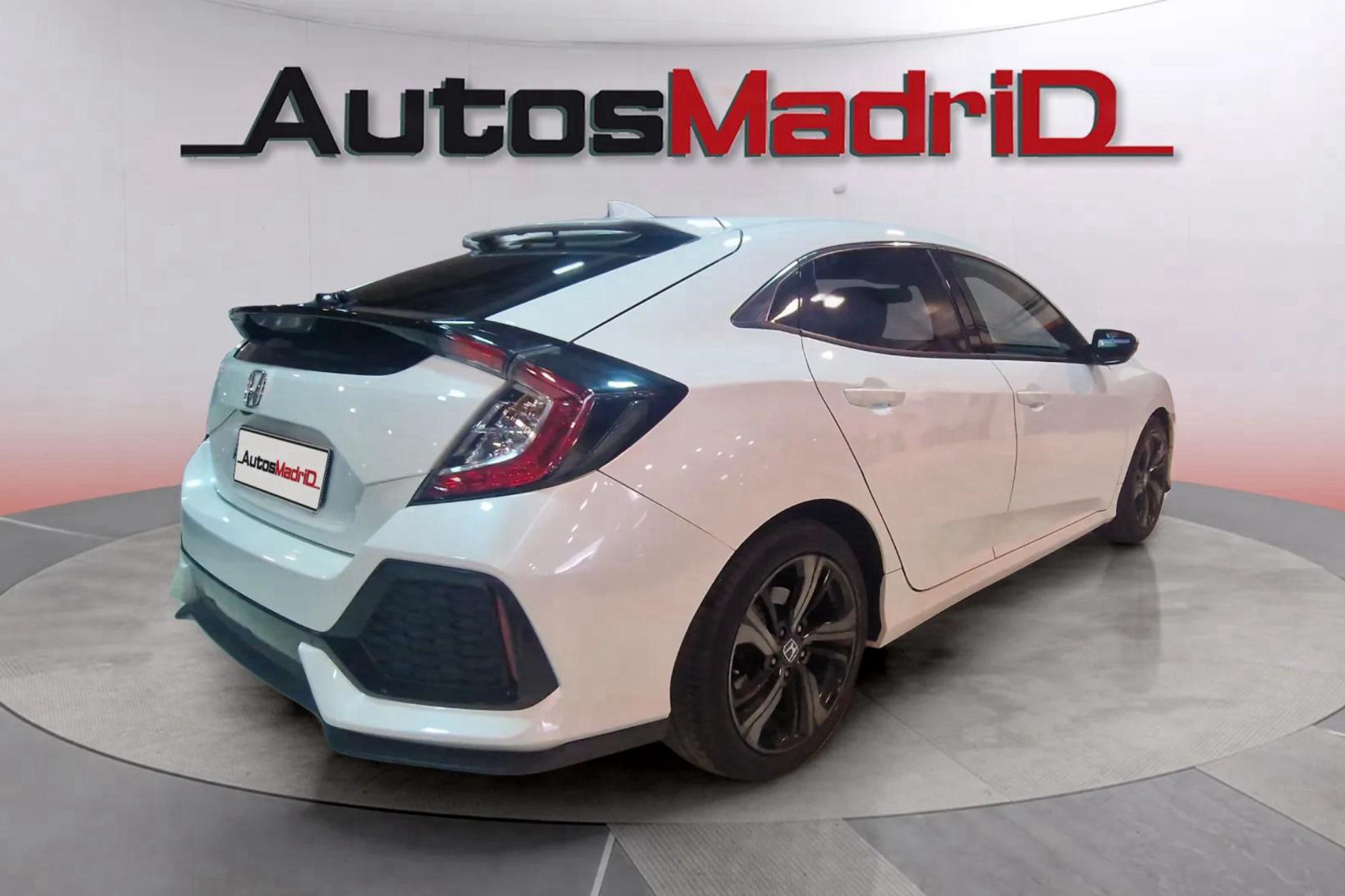 Honda Civic 1.0 I-VTEC Turbo CVT Comfort - foto 8