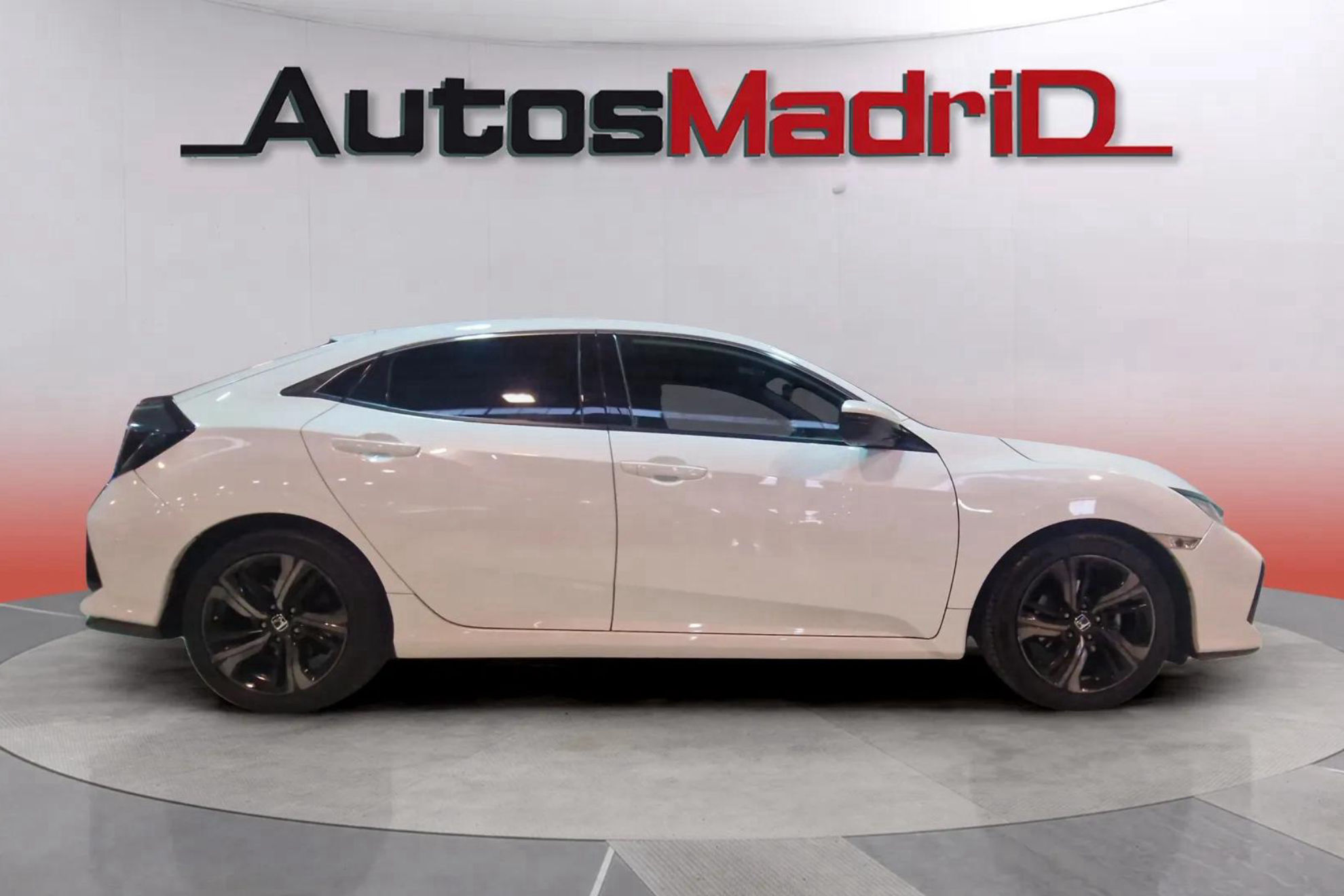 Honda Civic 1.0 I-VTEC Turbo CVT Comfort - foto 9