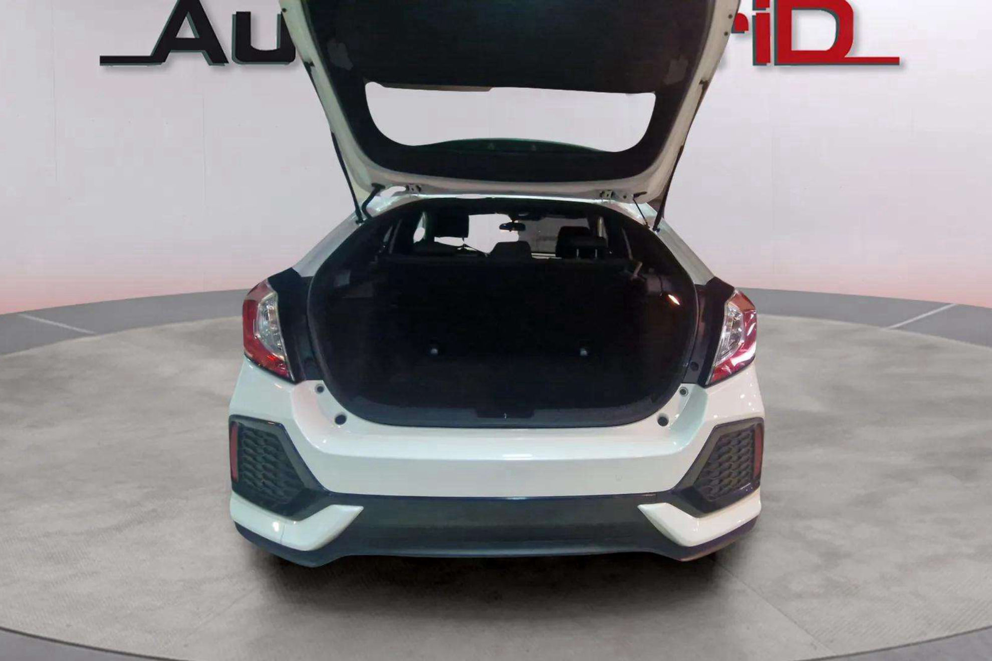 Honda Civic 1.0 I-VTEC Turbo CVT Comfort - foto 7