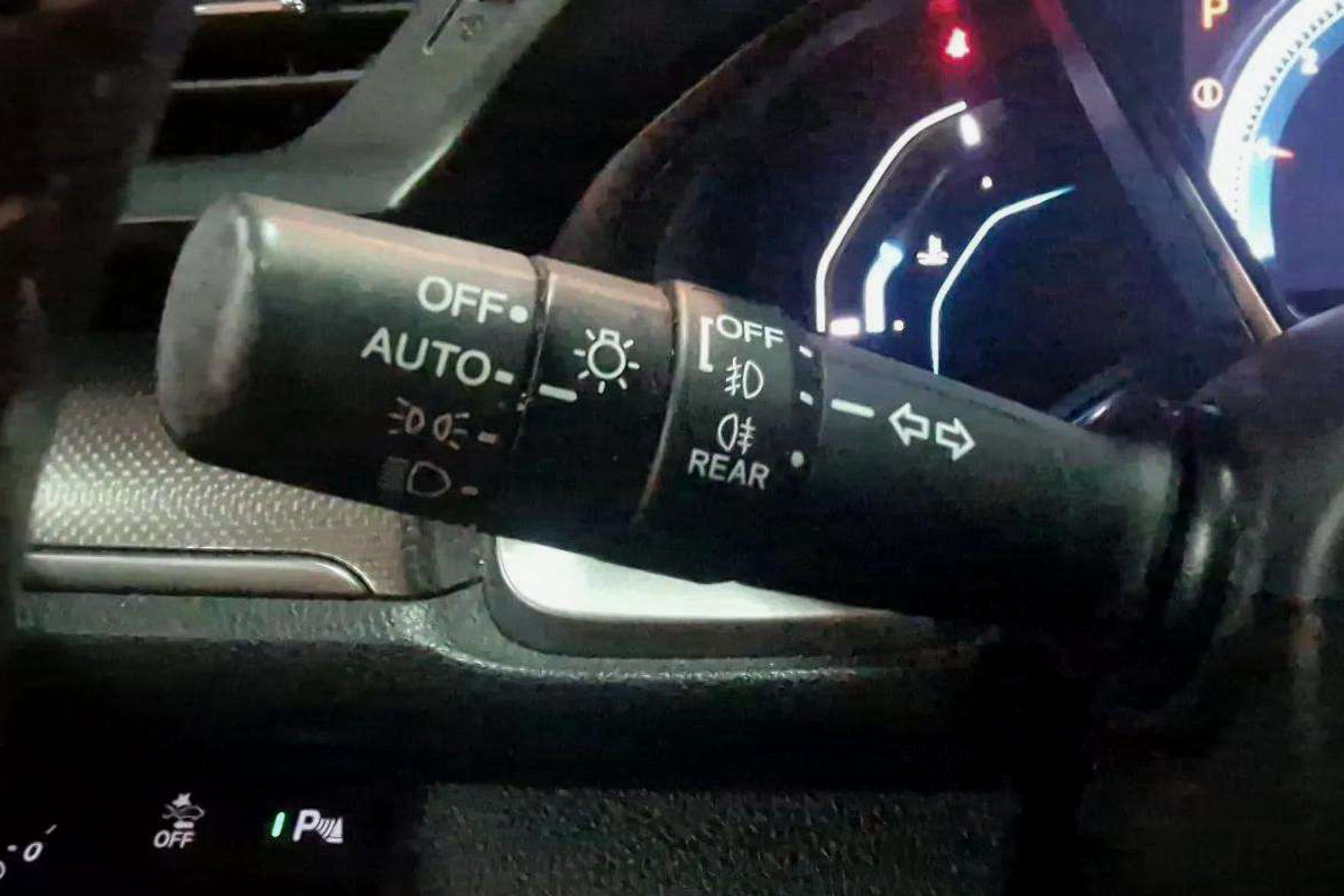 Honda Civic 1.0 I-VTEC Turbo CVT Comfort - foto 19