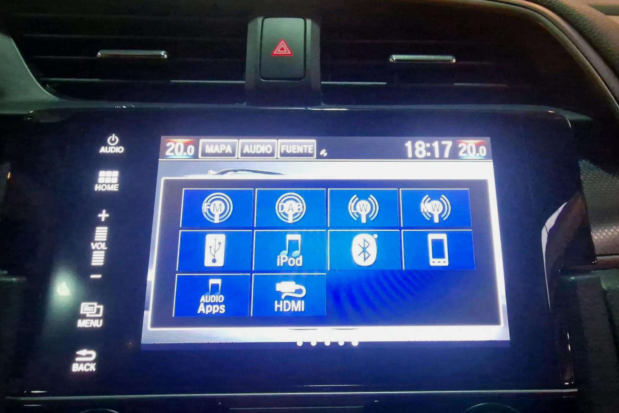 Honda Civic 1.0 I-VTEC Turbo CVT Comfort - foto 24
