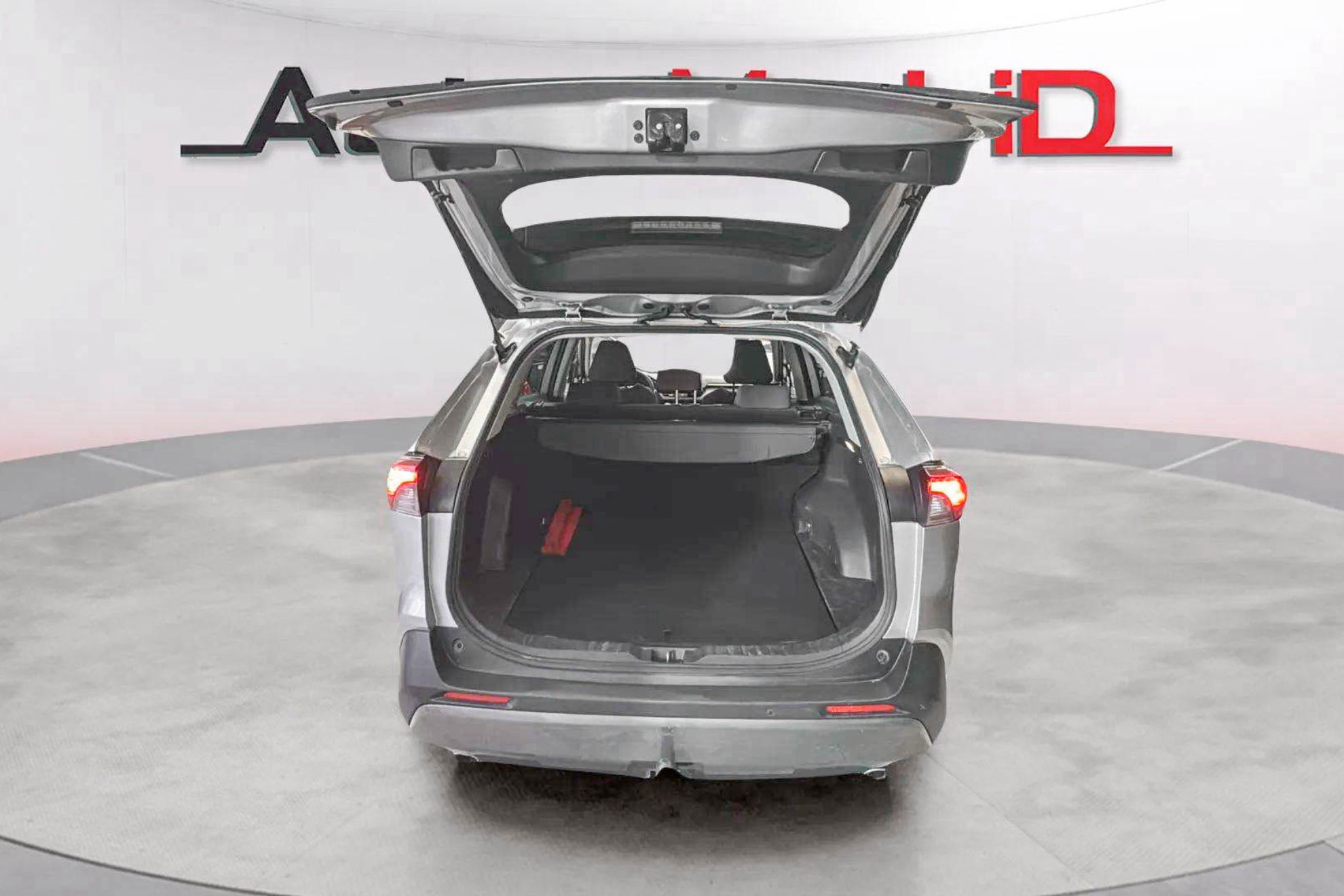 Toyota RAV4 2.5l 220H Advance 4WD - foto 9