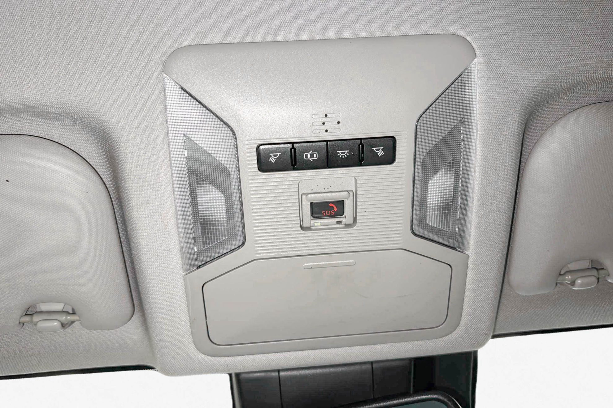 Toyota RAV4 2.5l 220H Advance 4WD - foto 42