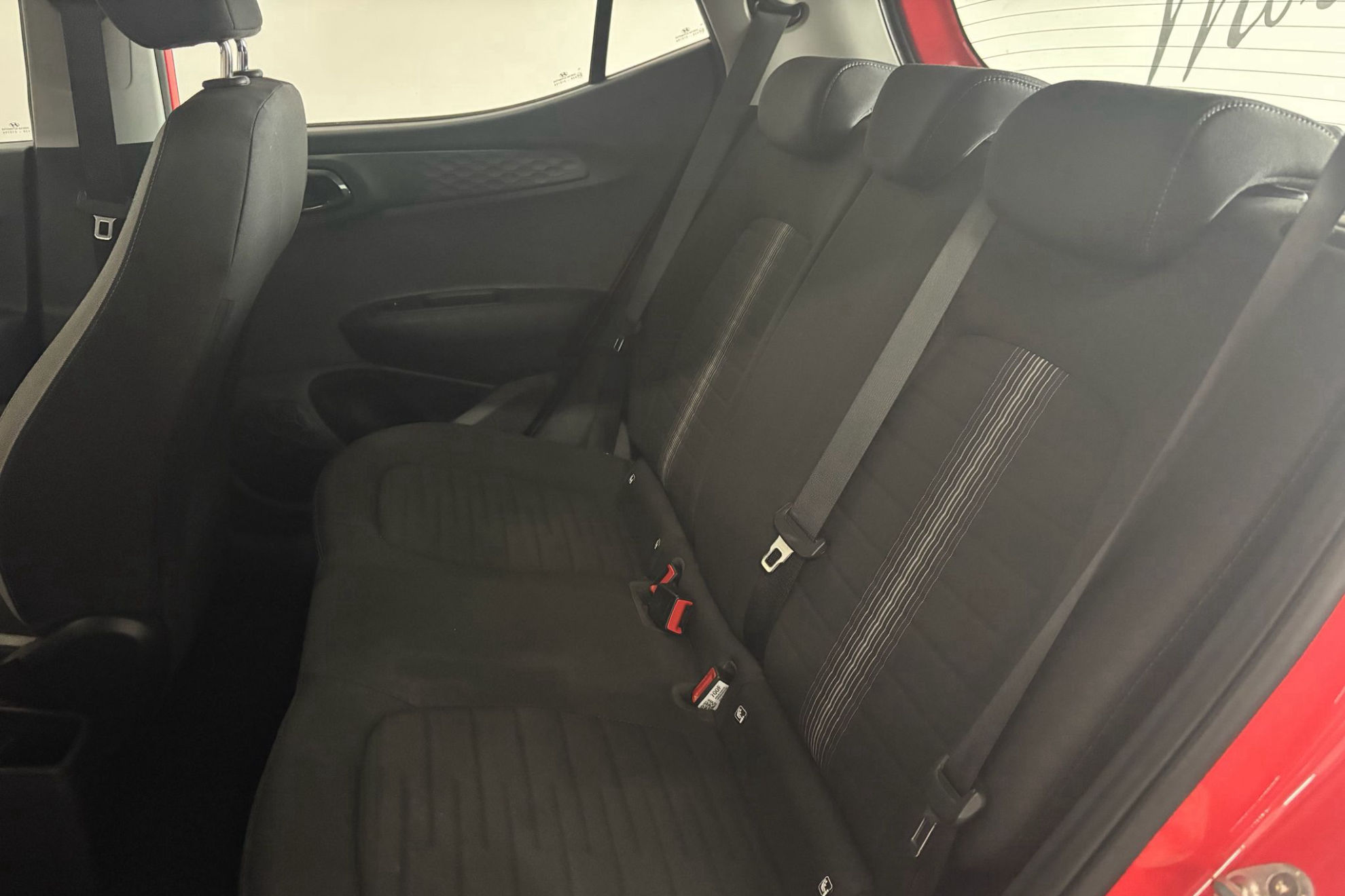 Hyundai i10 1.0 Klass - foto 11